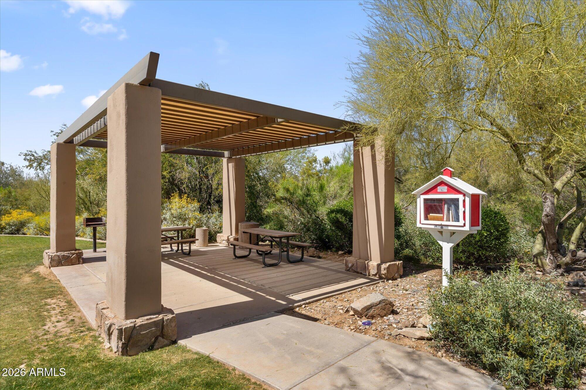 10659 E PALM RIDGE Drive
