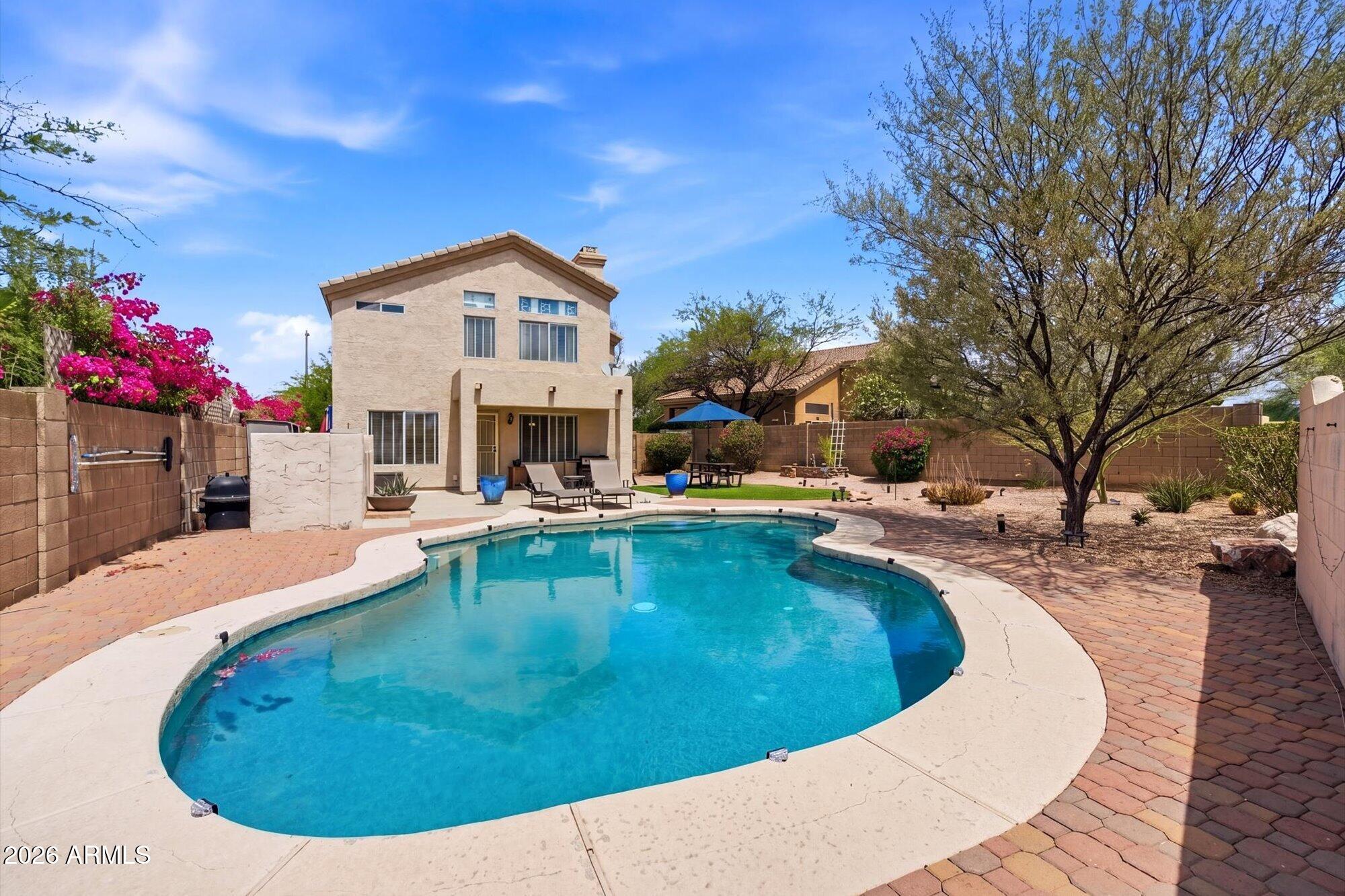 4325 E Milton Drive