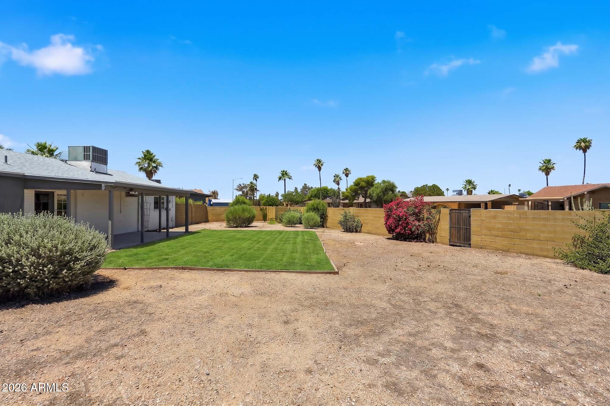 2310 E BETTY ELYSE Lane