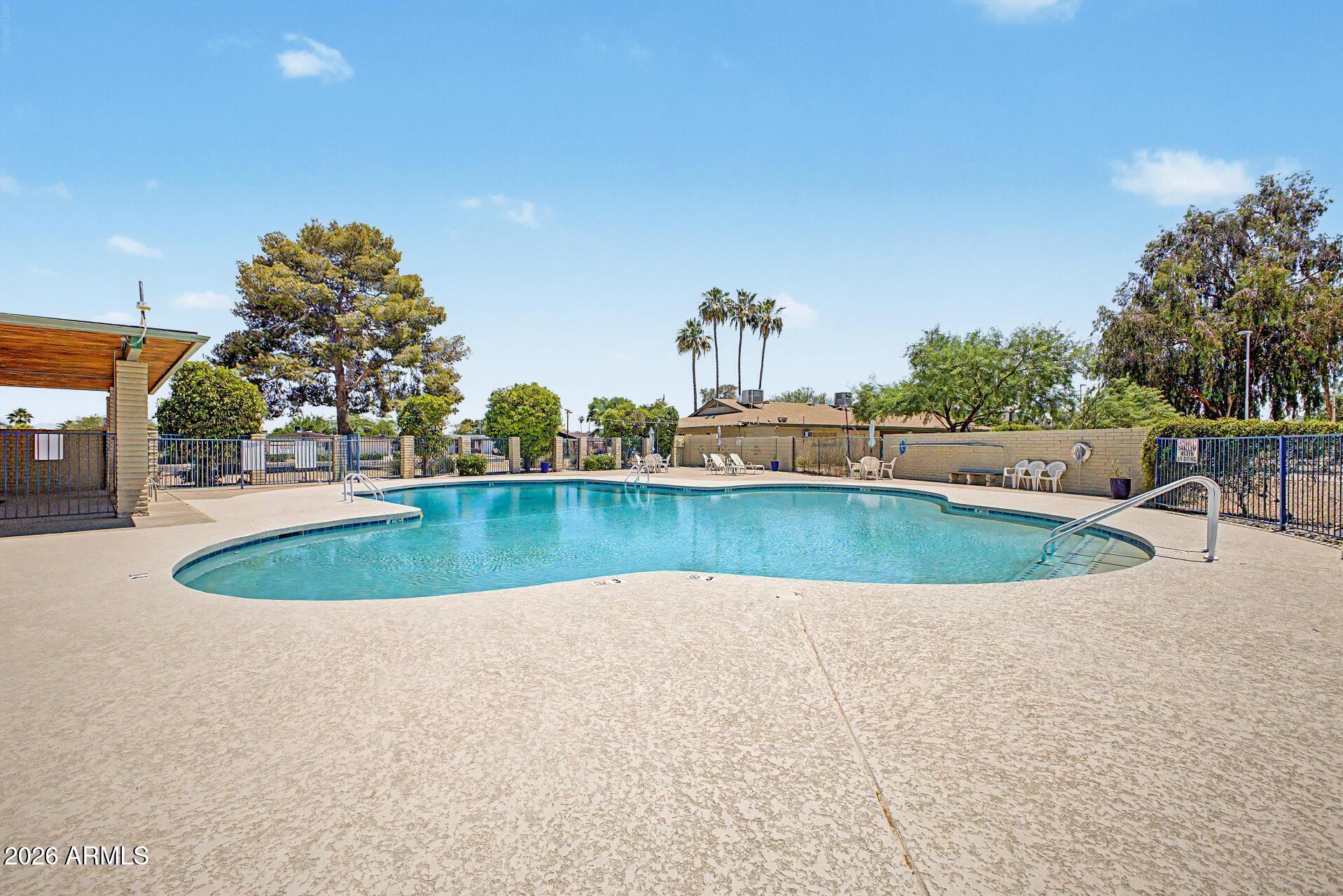 2310 E BETTY ELYSE Lane