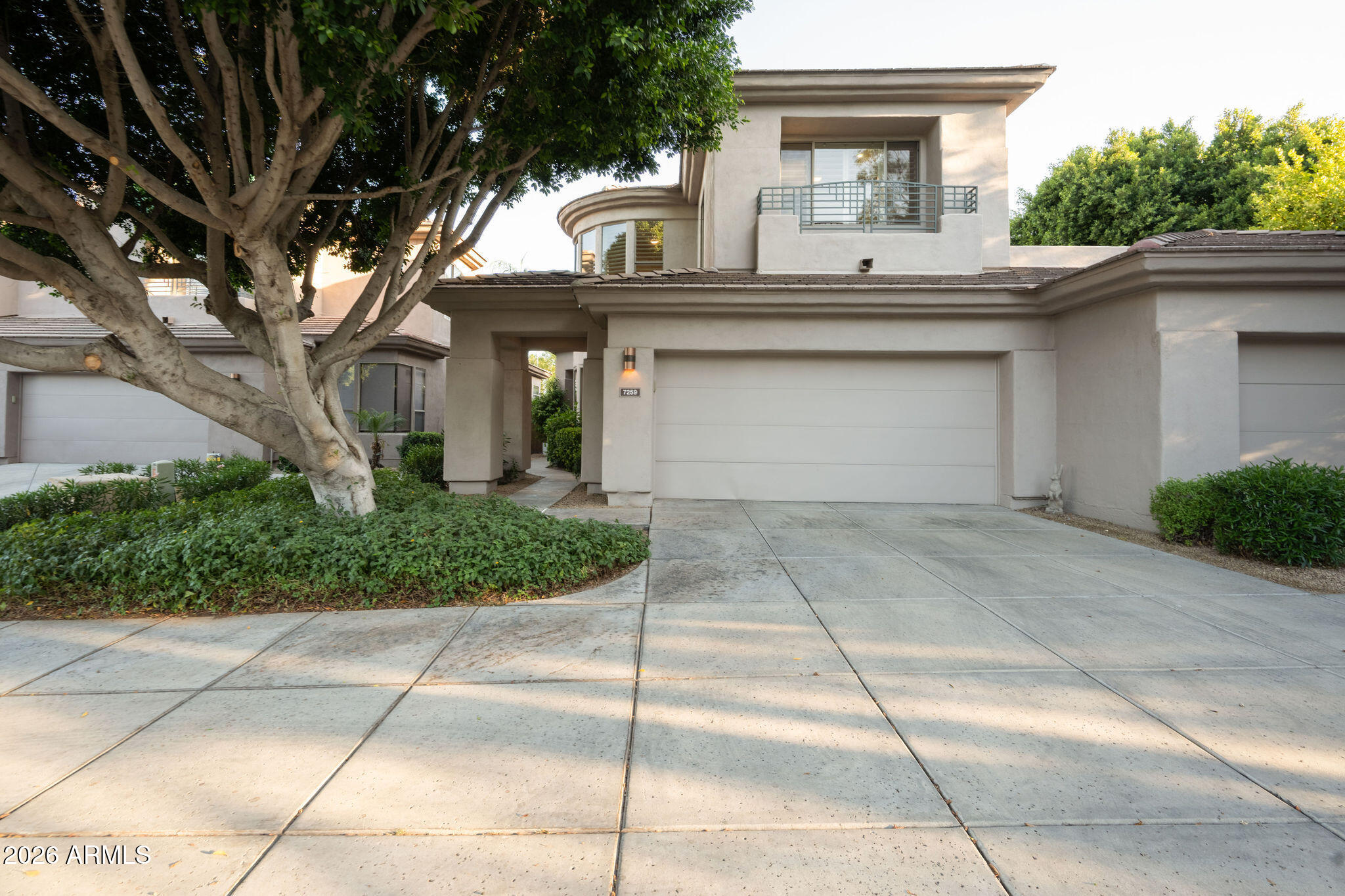 7259 E VAQUERO Drive