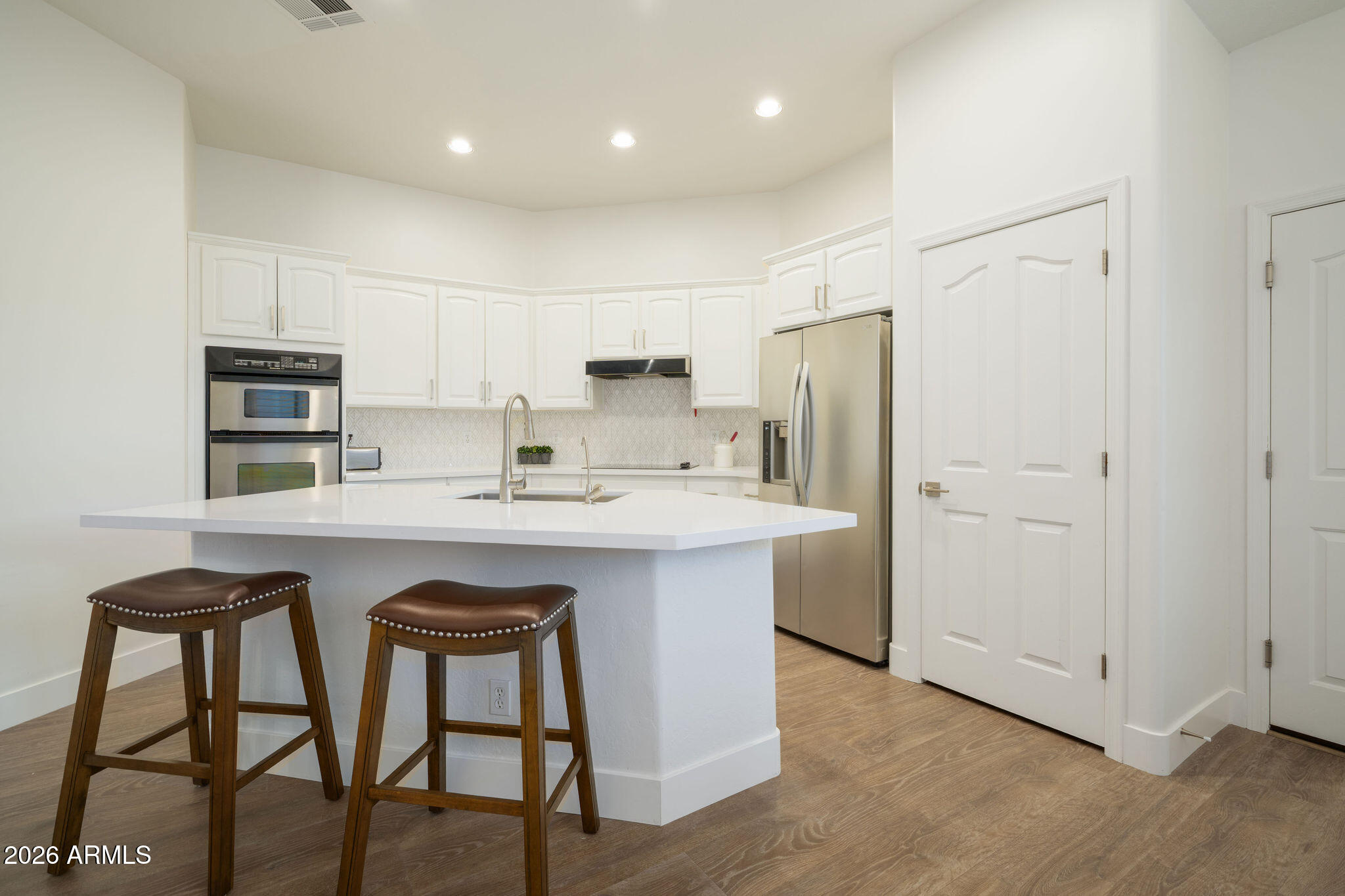 7259 E VAQUERO Drive