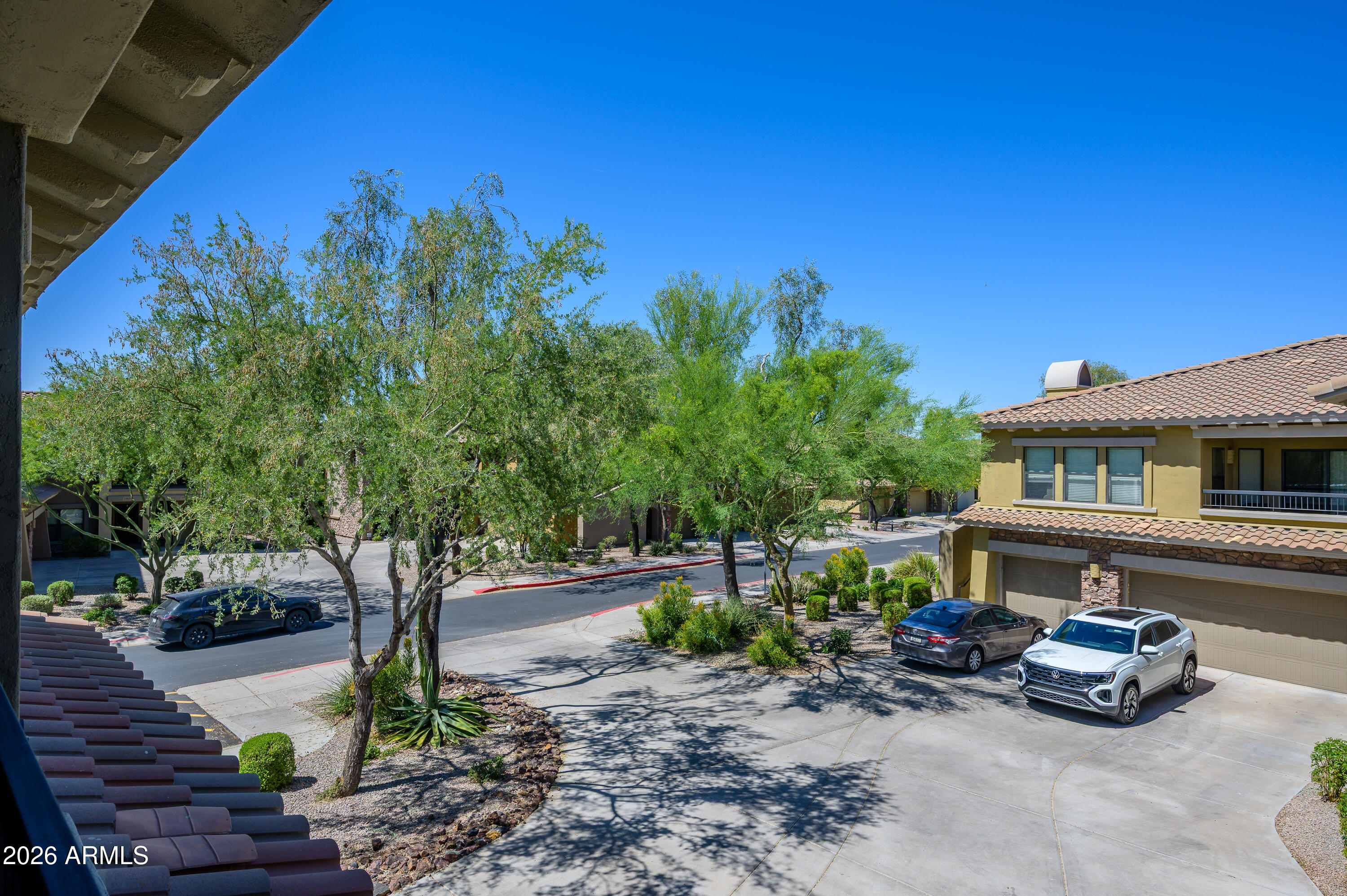 21320 N 56TH Street 2069