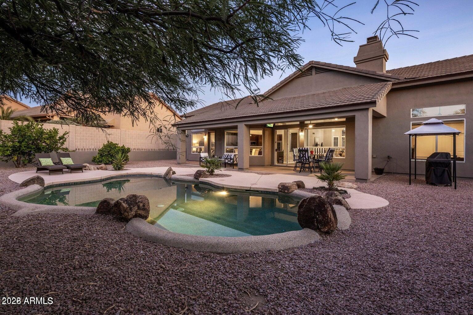 9672 E BALANCING ROCK Road