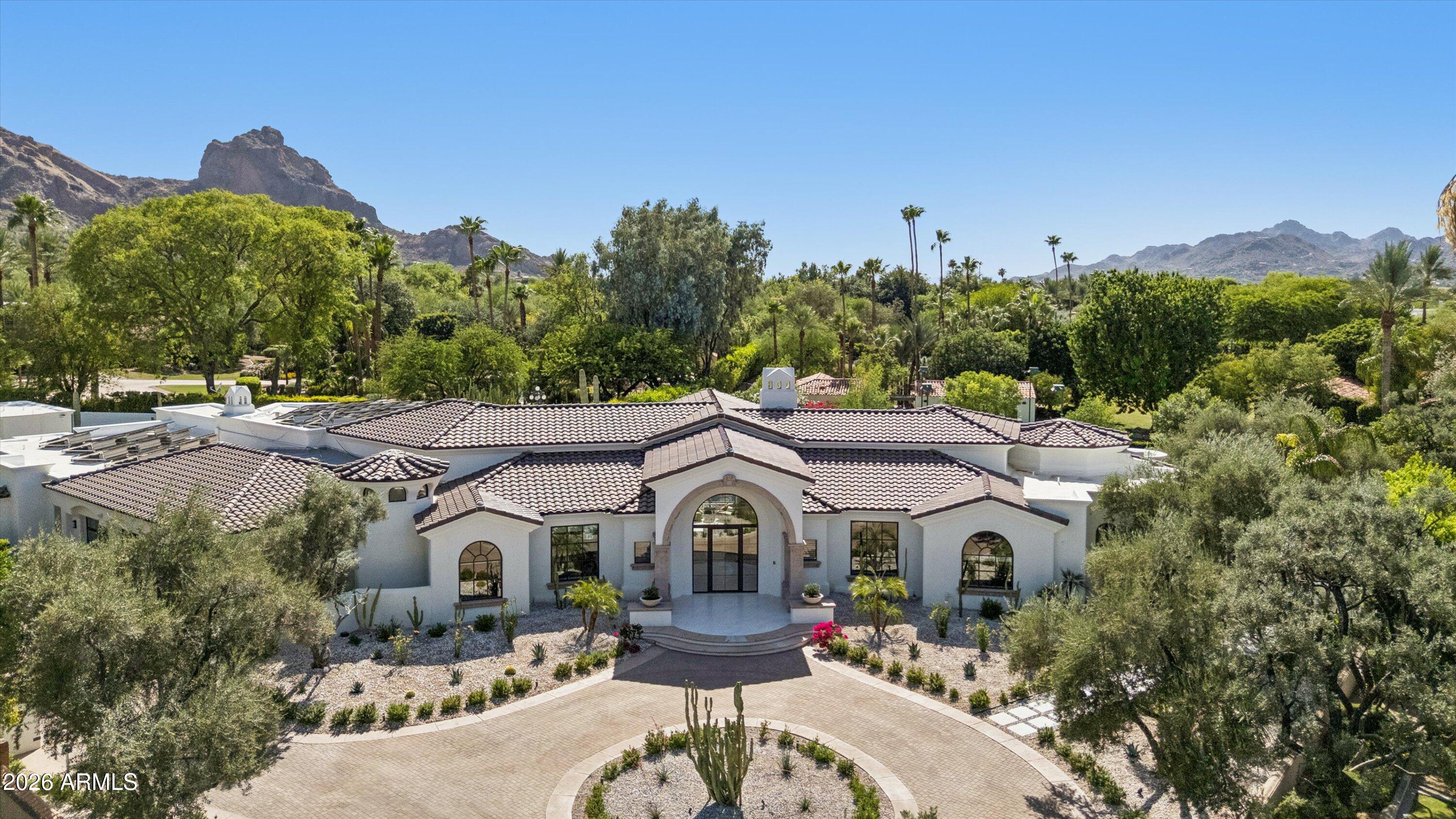 6001 E NAUMANN Drive