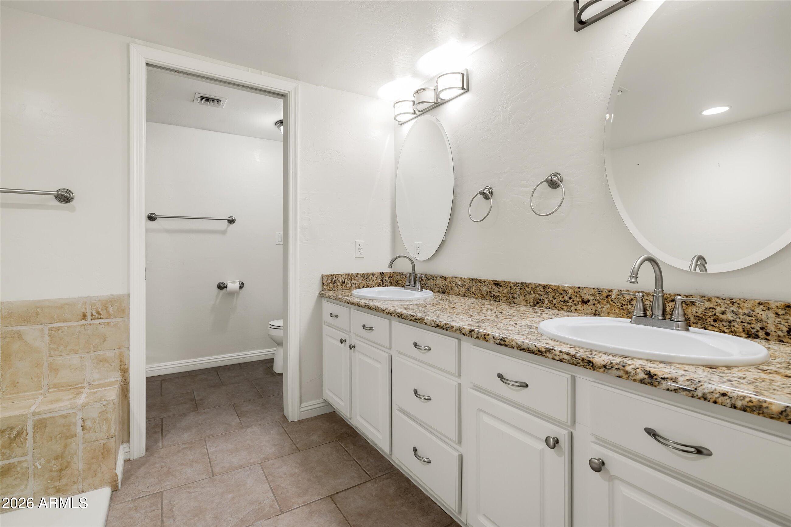 4446 E CAMELBACK Road 103