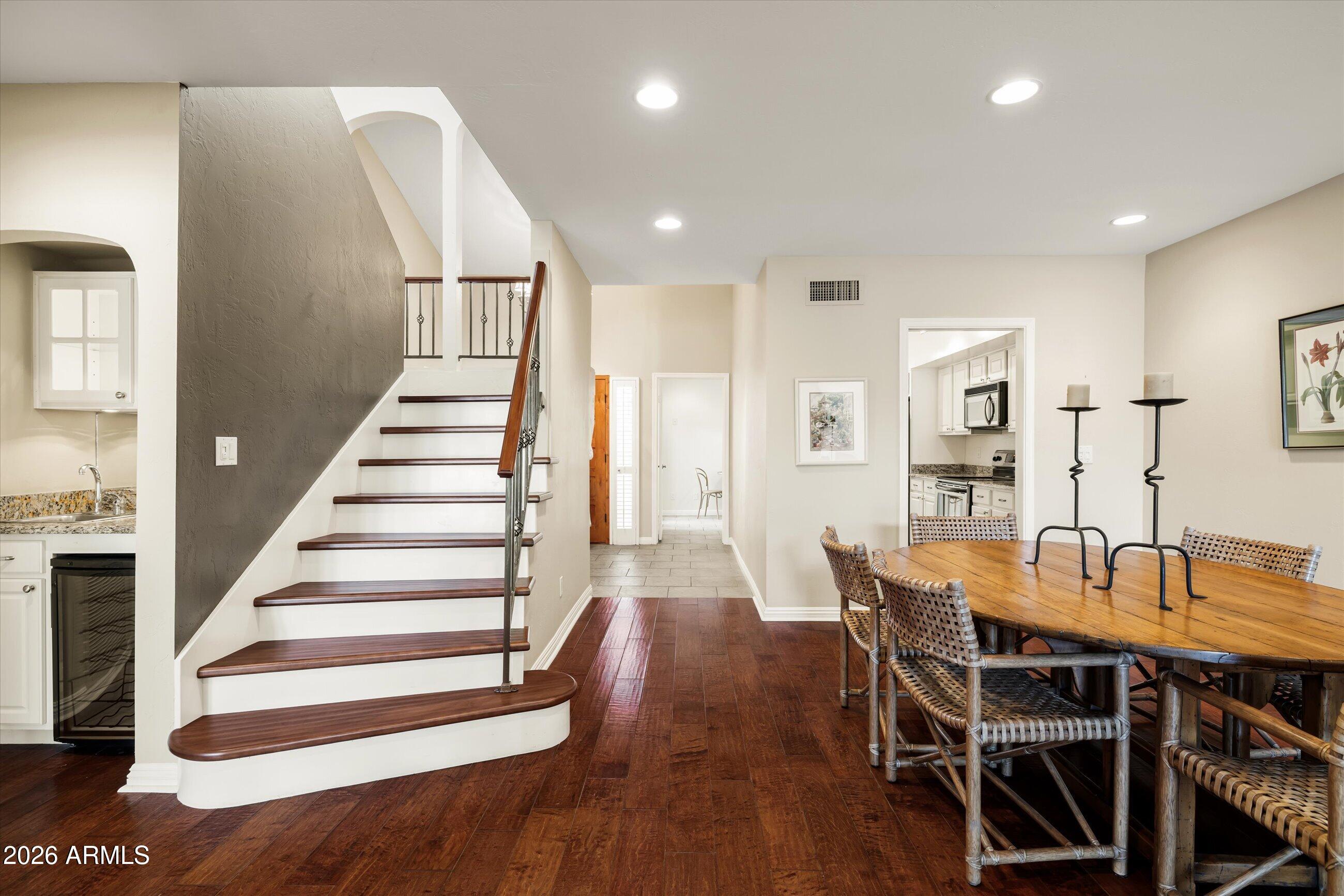 4446 E CAMELBACK Road 103