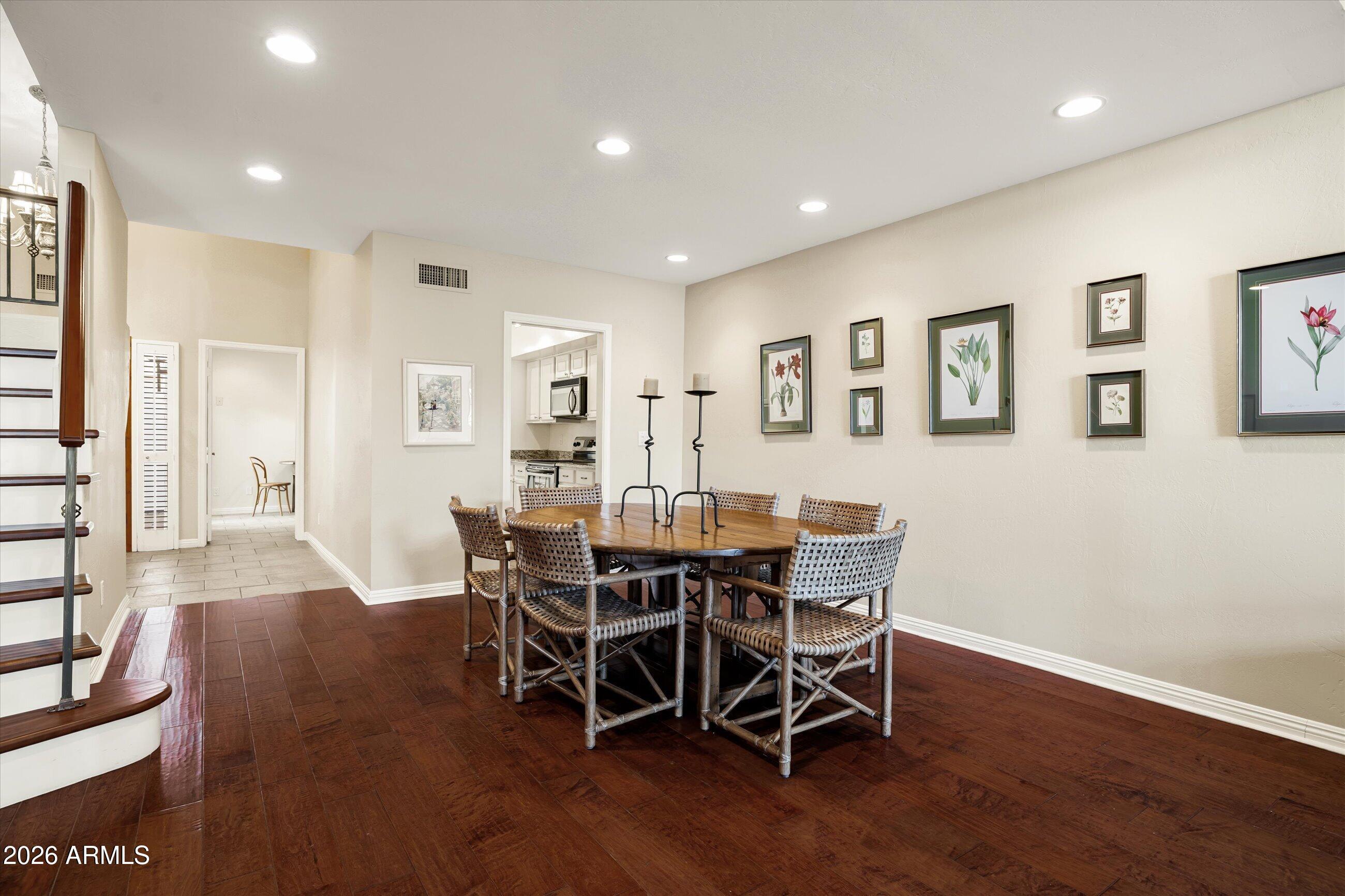 4446 E CAMELBACK Road 103