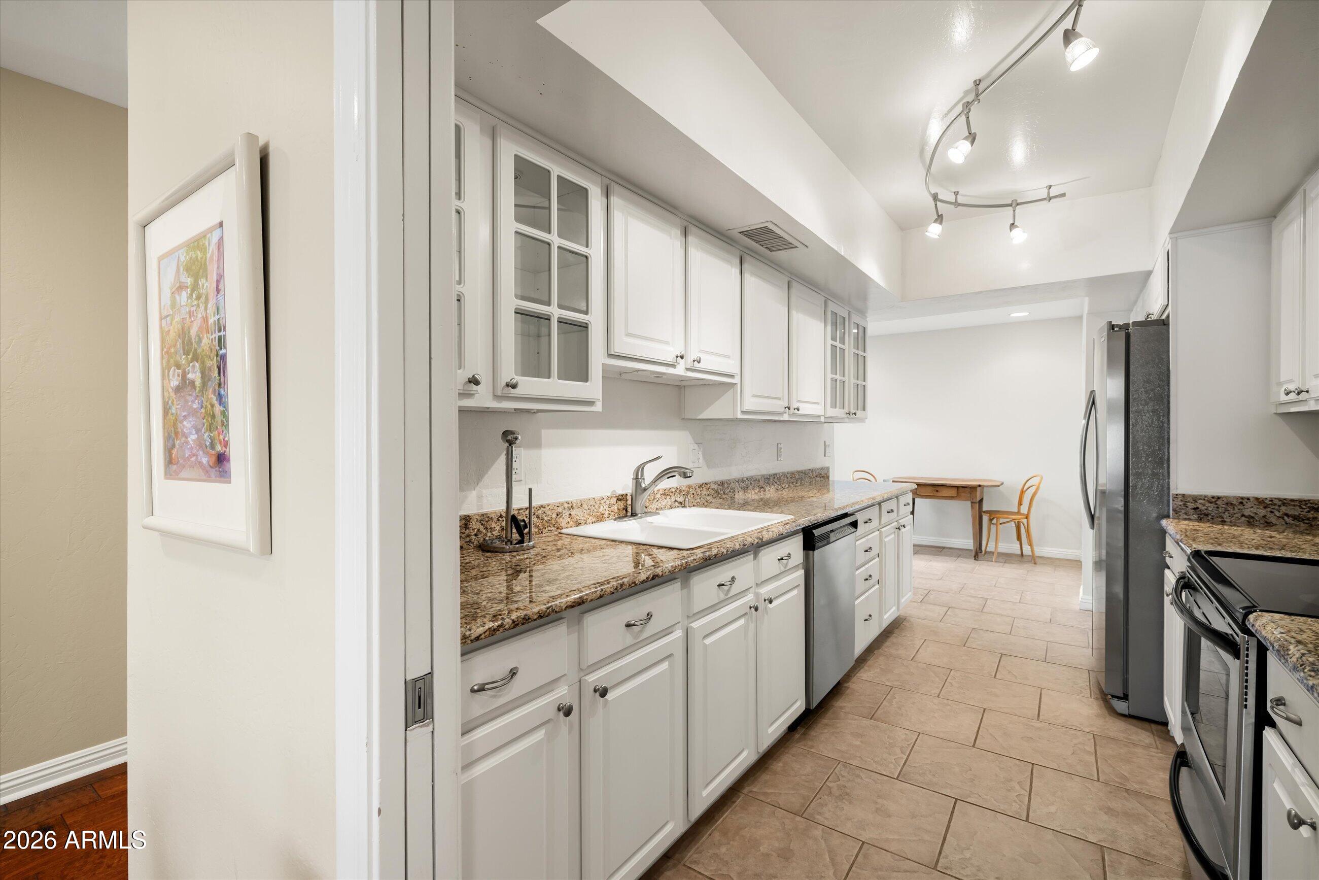 4446 E CAMELBACK Road 103