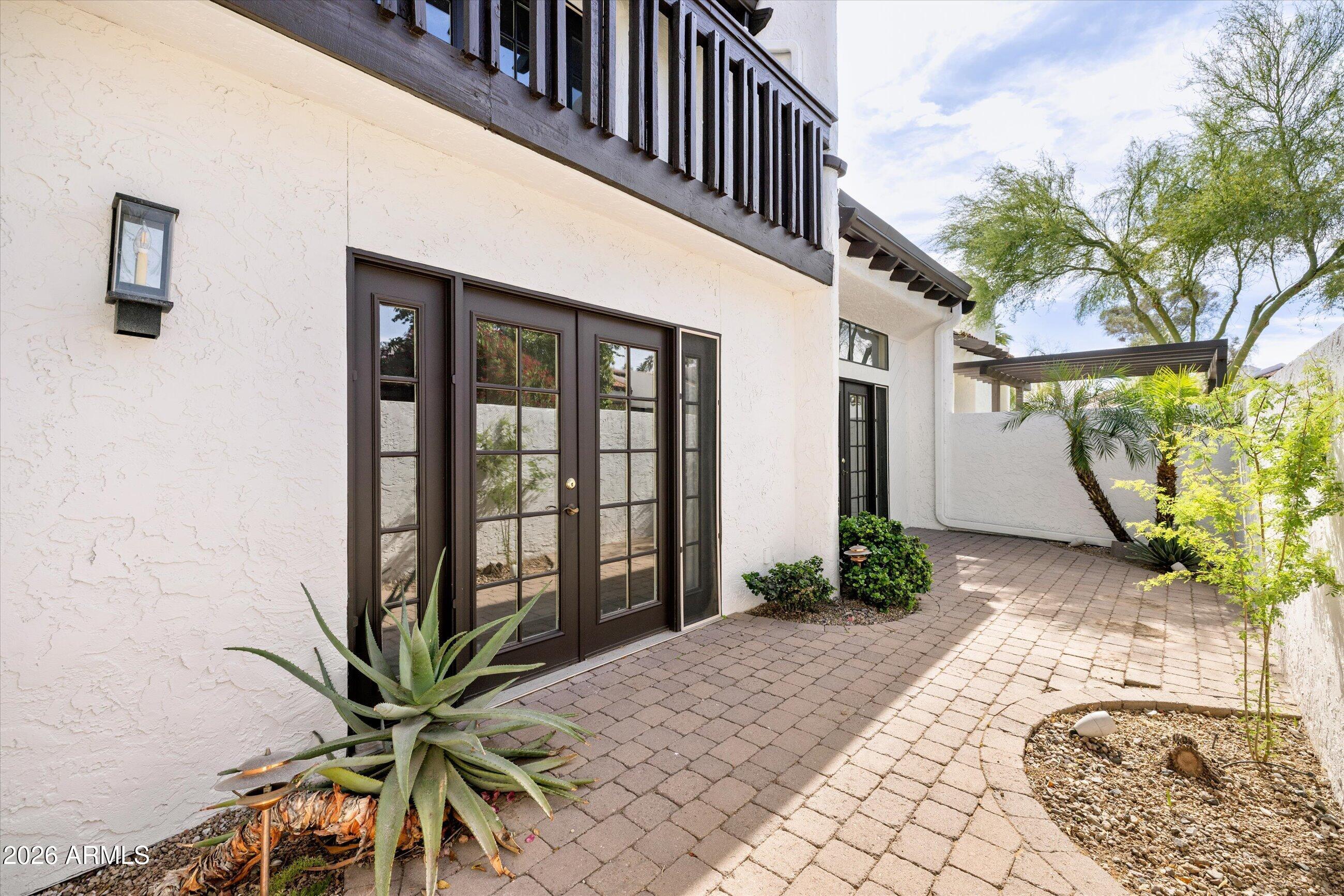 4446 E CAMELBACK Road 103
