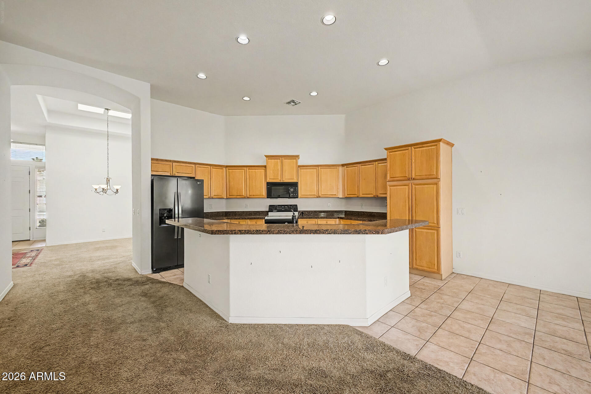 1528 E LAREDO Street