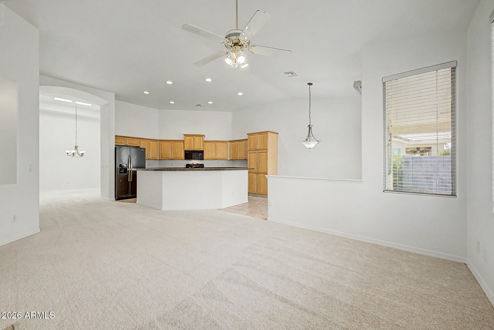 1528 E LAREDO Street