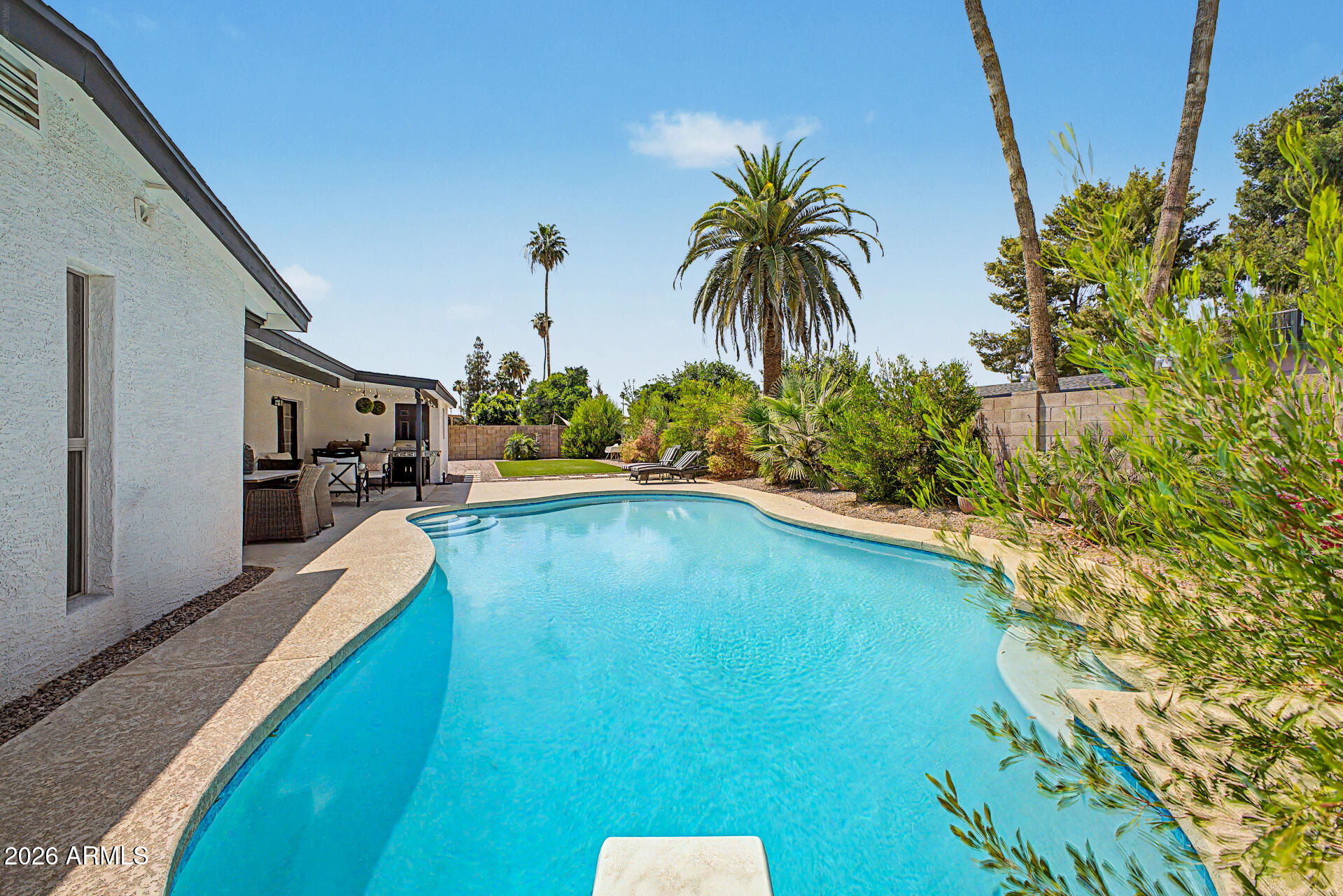 5140 E POINSETTIA Drive