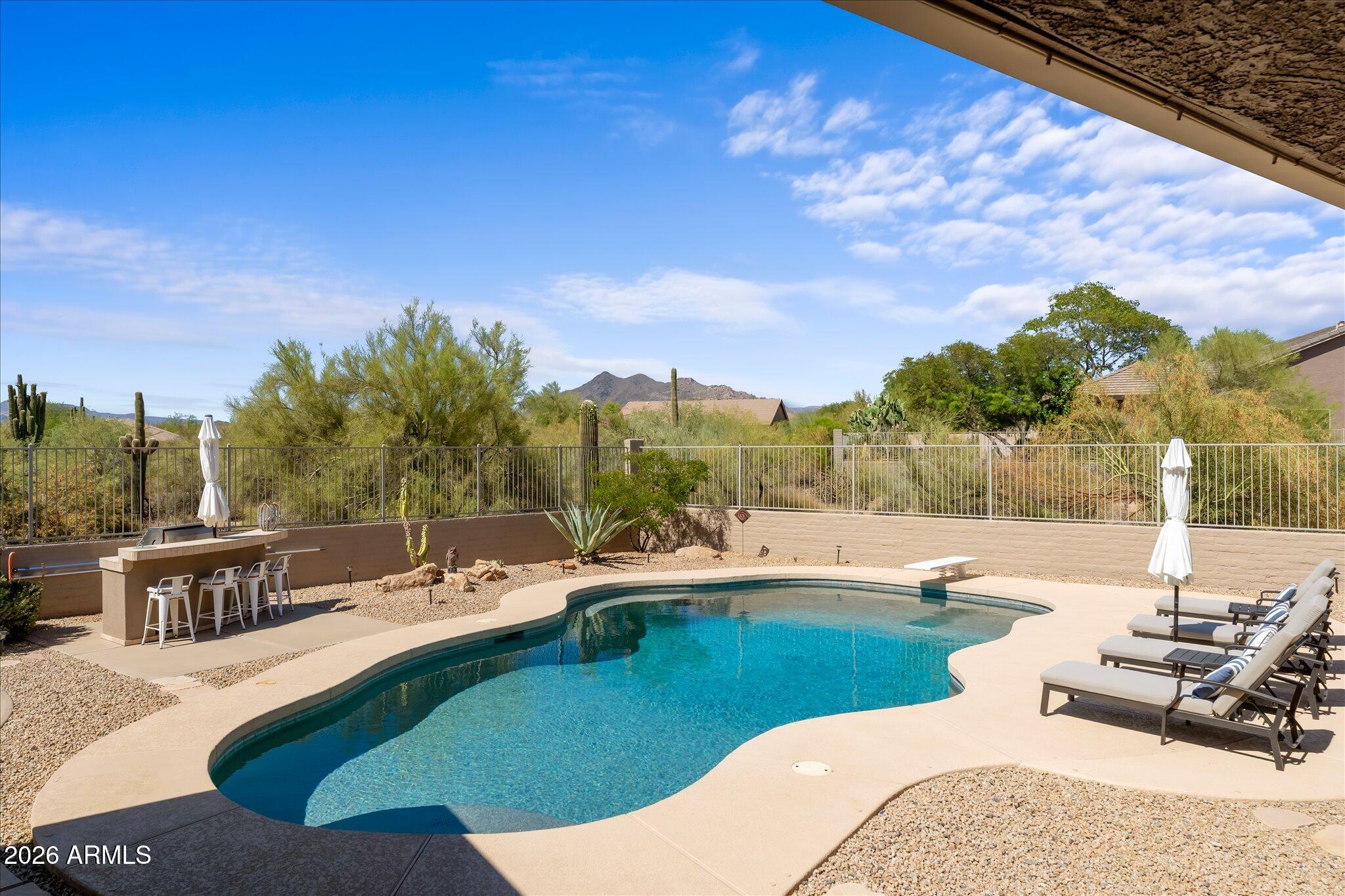 5352 E THUNDER HAWK Road