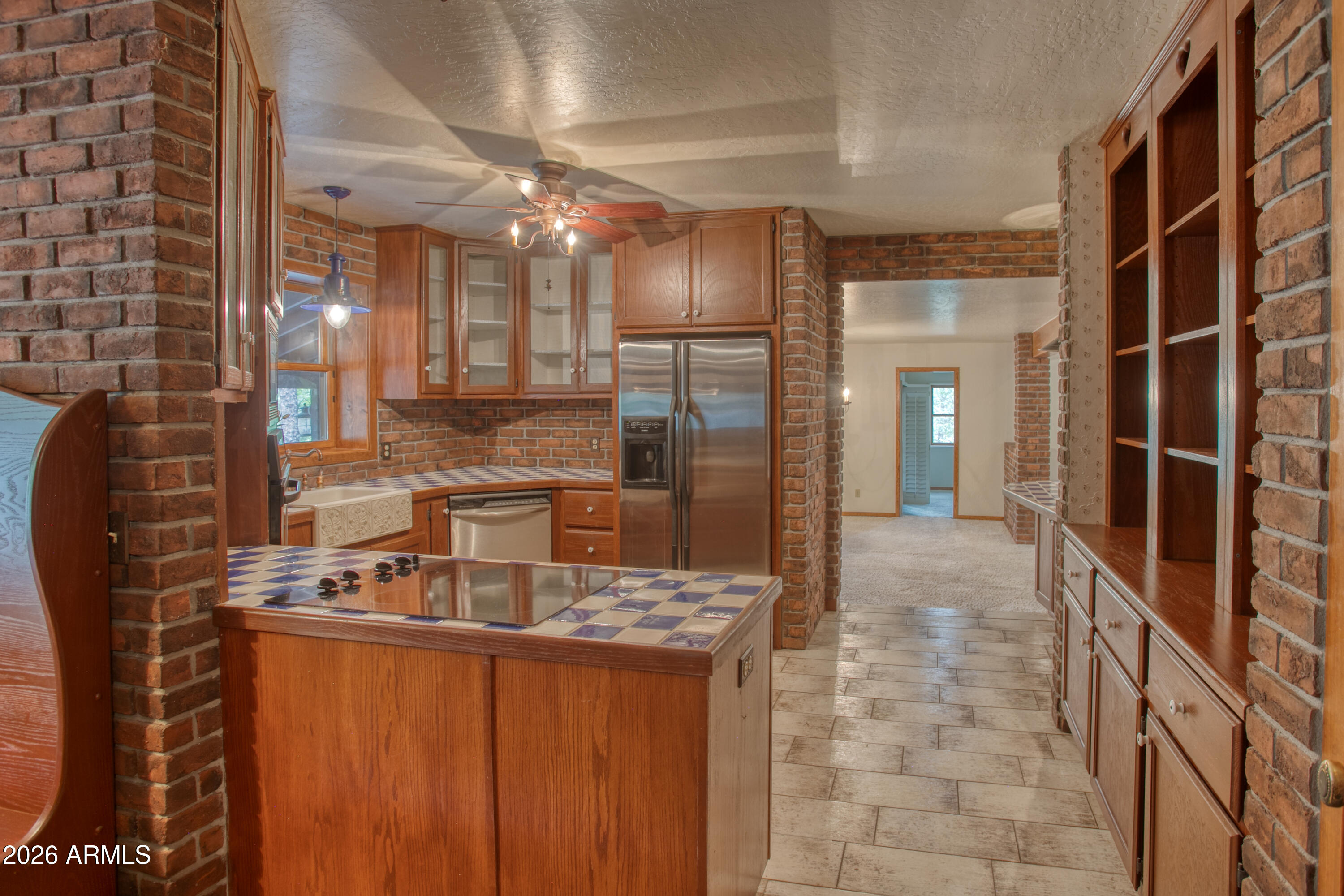 4732 HIGH Drive