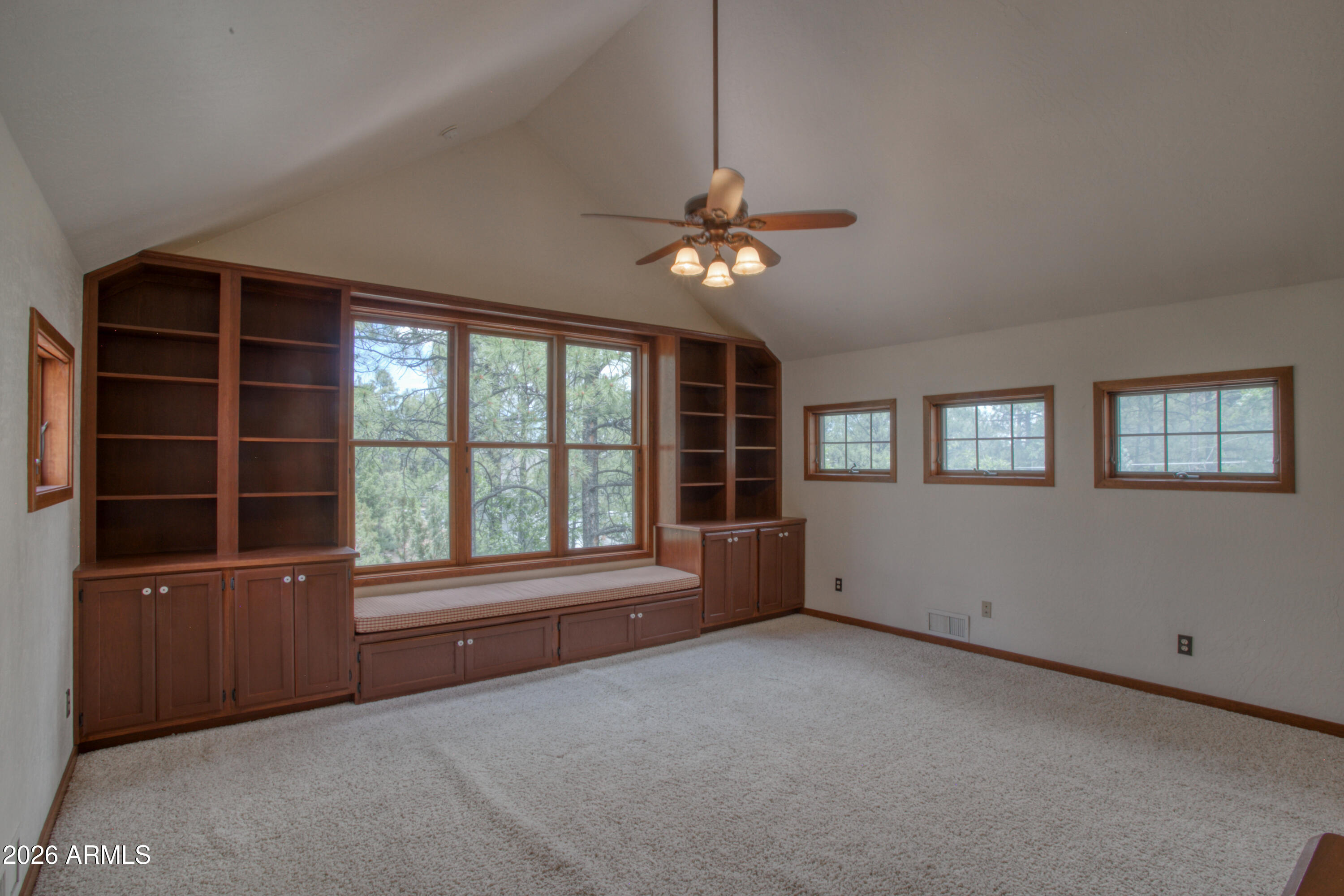 4732 HIGH Drive