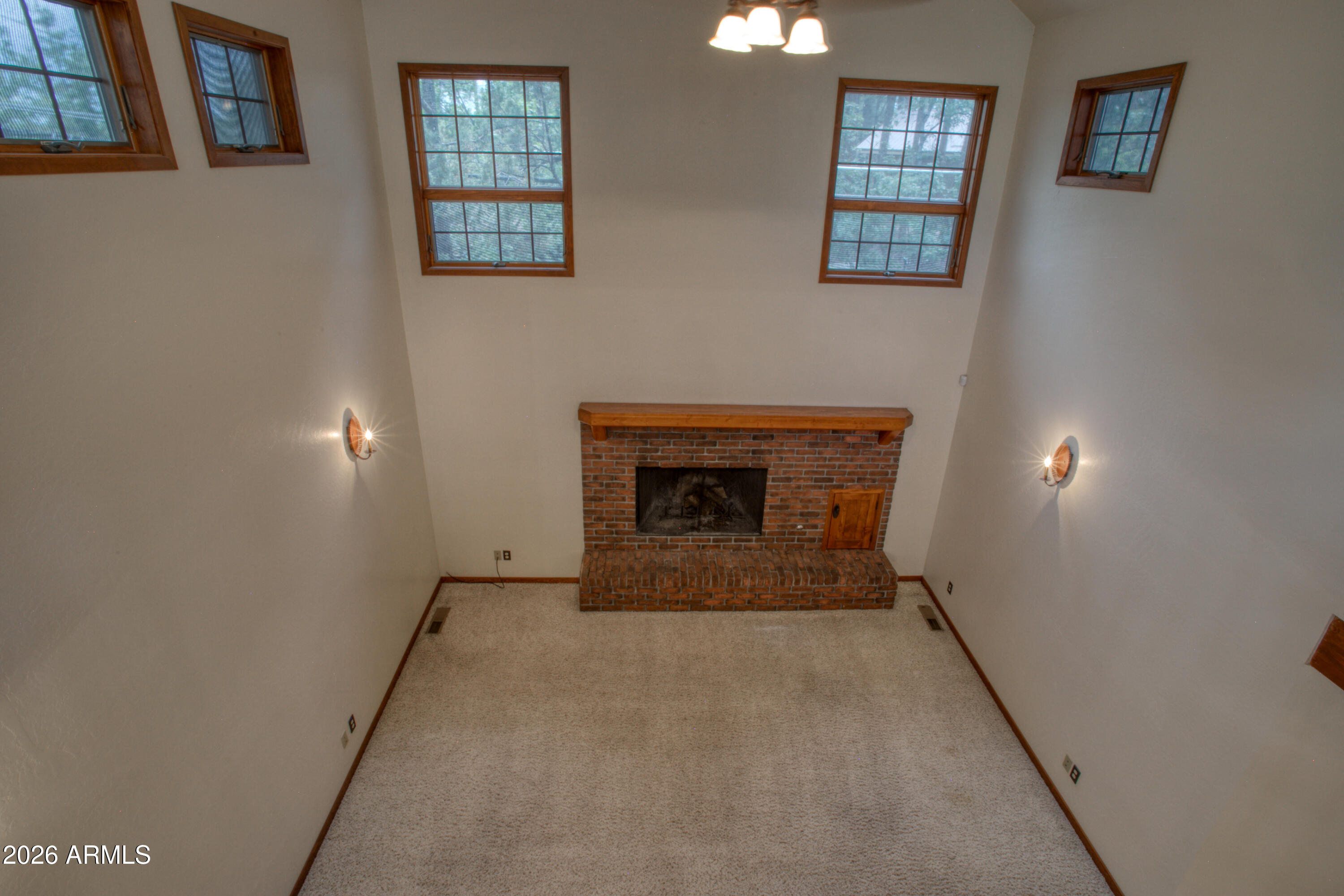 4732 HIGH Drive