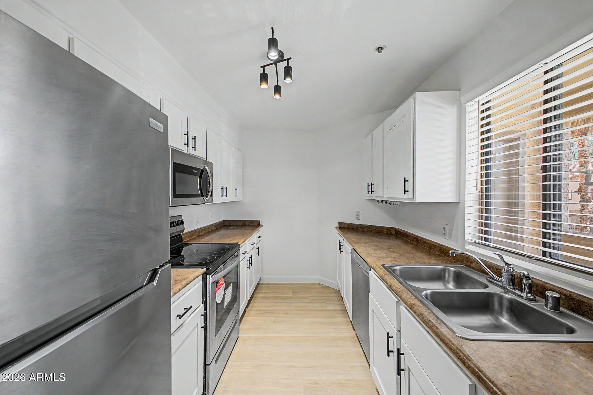 1287 N ALMA SCHOOL Road 259