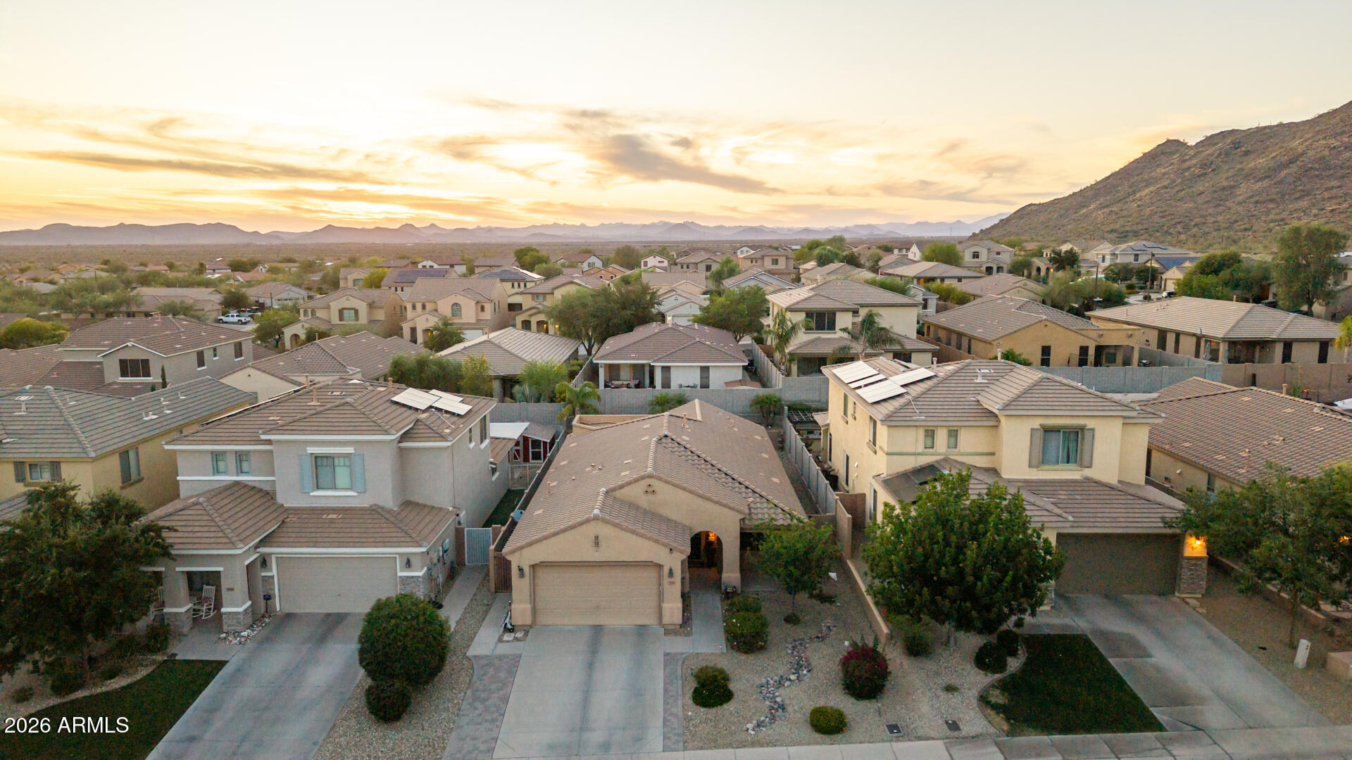 7124 W RED HAWK Drive