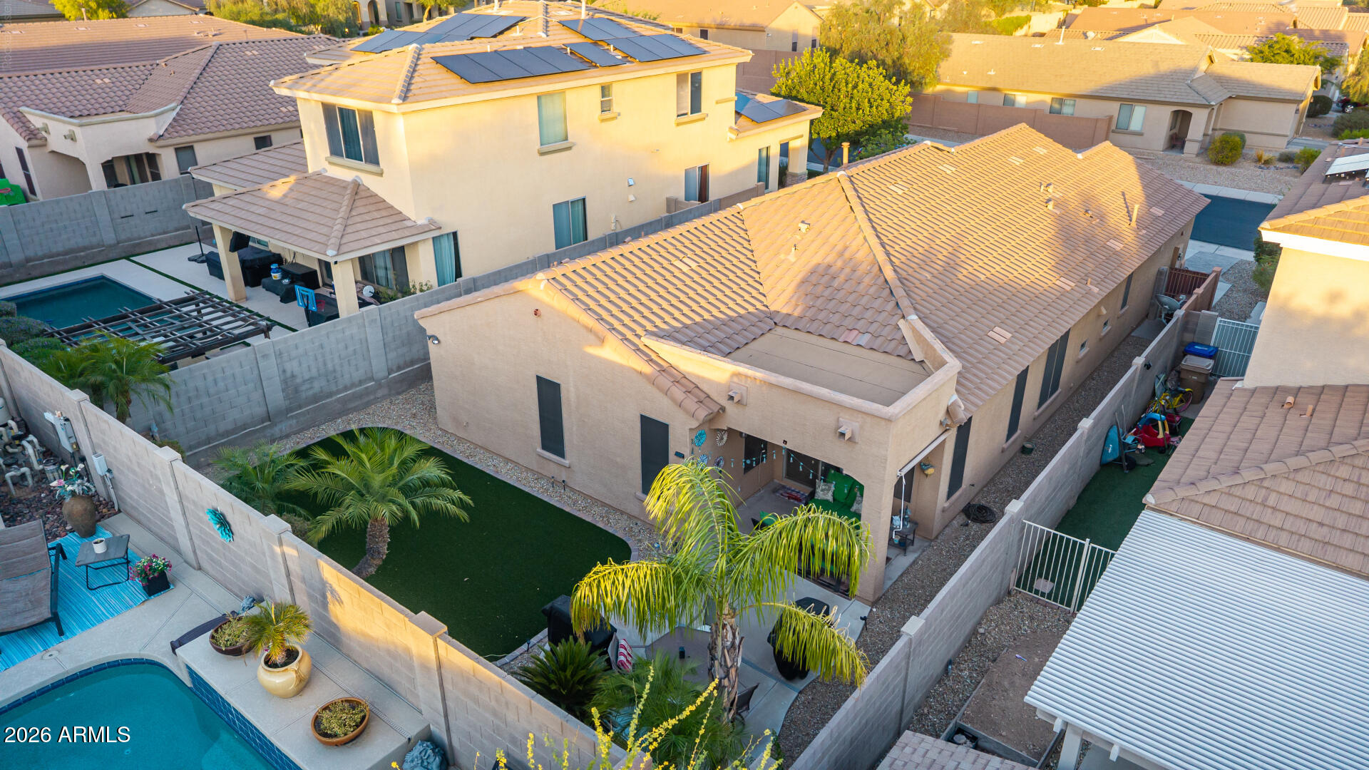 7124 W RED HAWK Drive