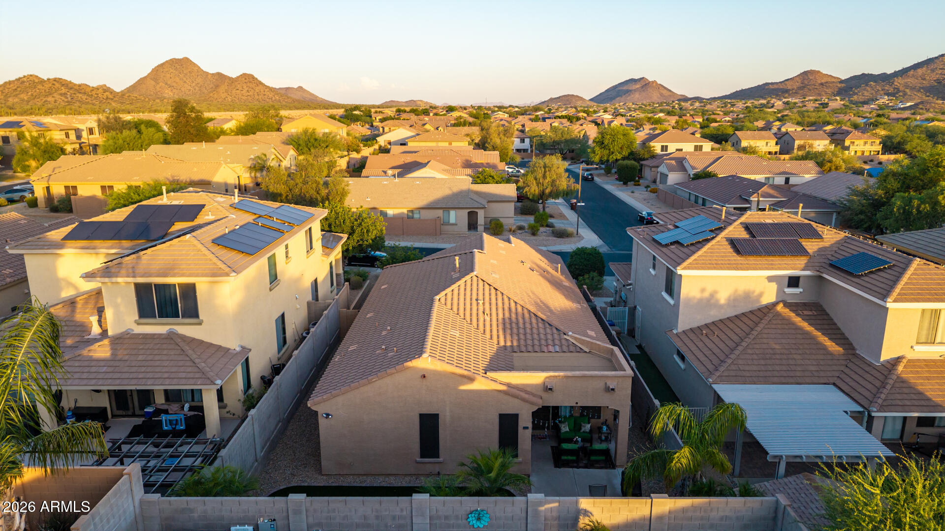 7124 W RED HAWK Drive