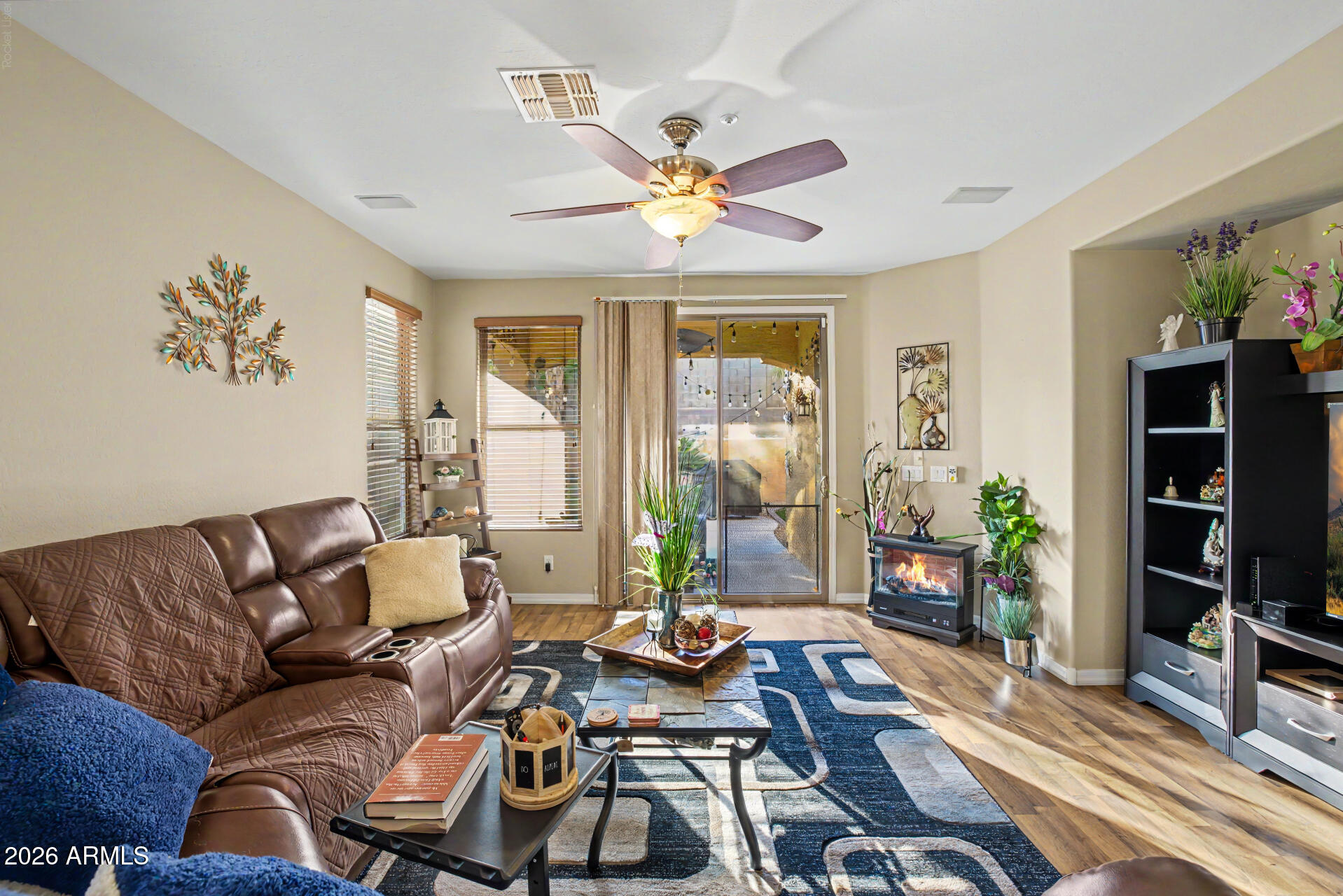 7124 W RED HAWK Drive