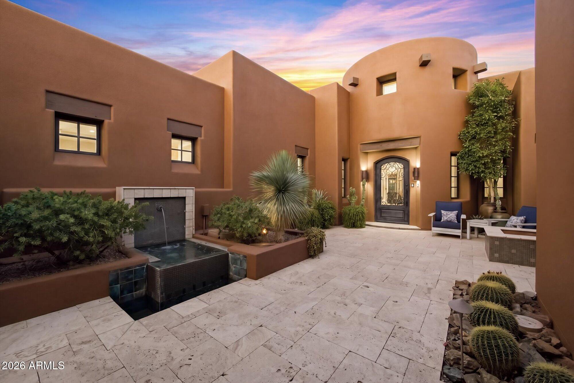 10585 E CRESCENT MOON Drive 4