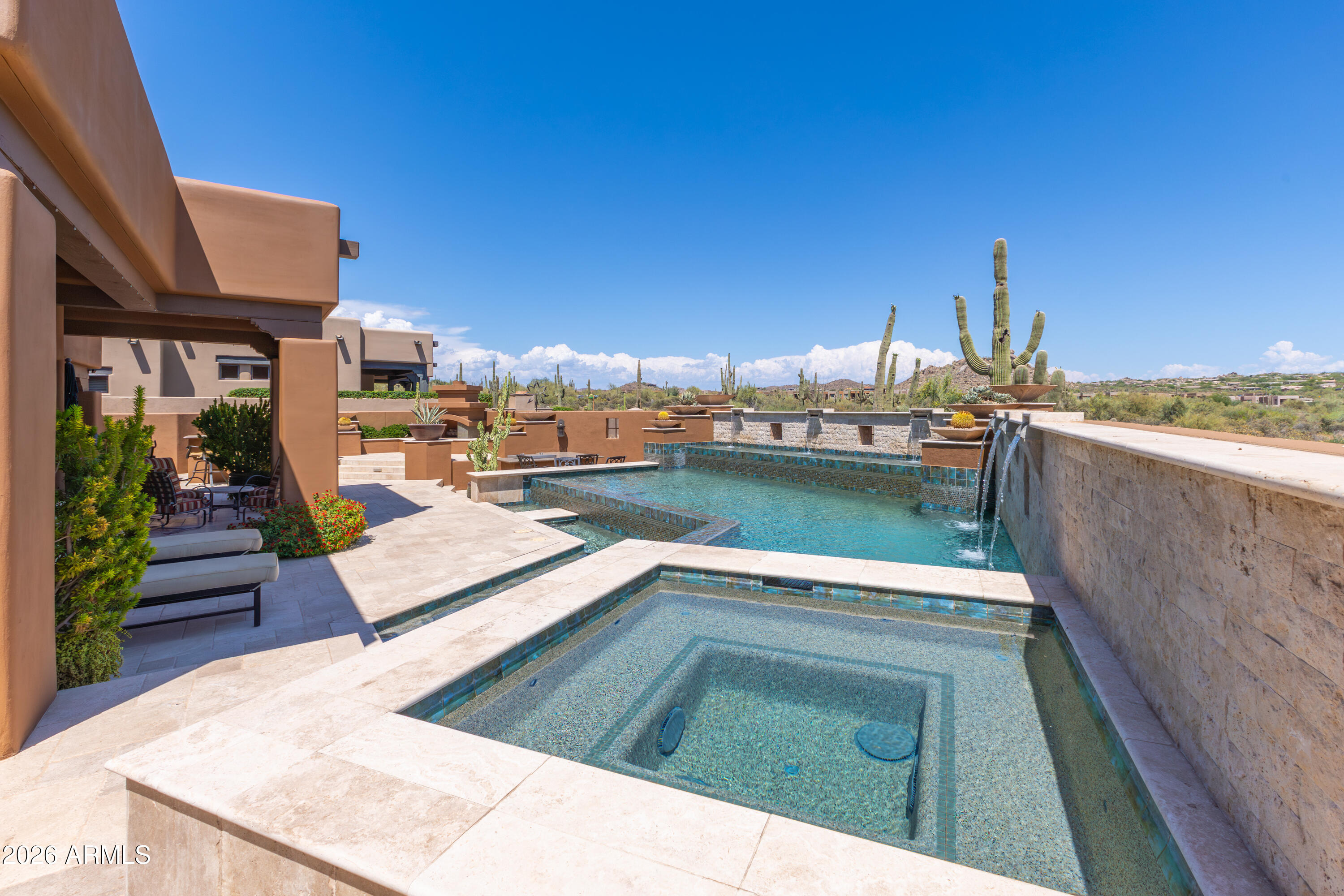 10585 E CRESCENT MOON Drive 4