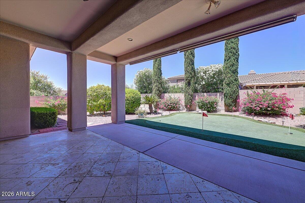 12446 N VIA LA PLAYA Drive