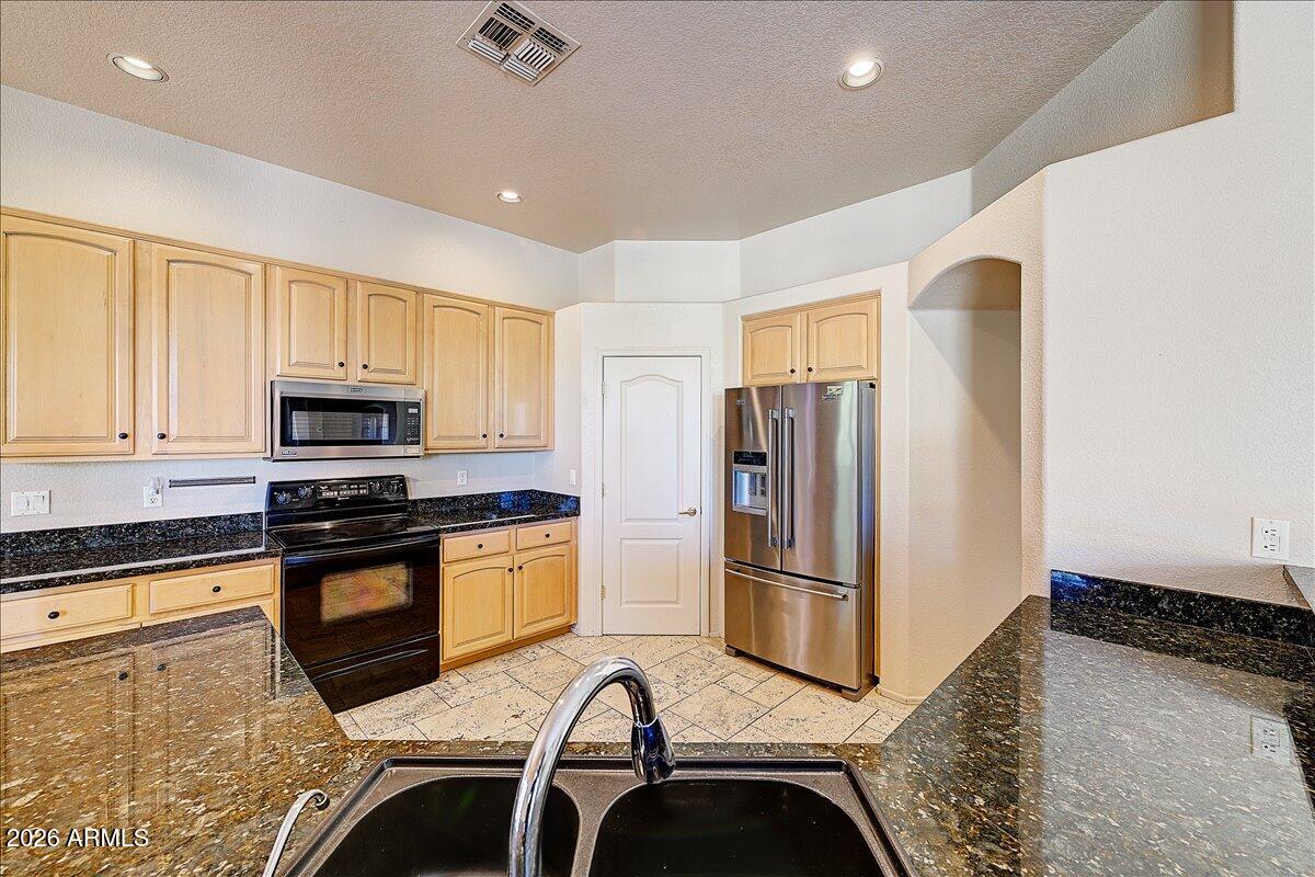 12446 N VIA LA PLAYA Drive