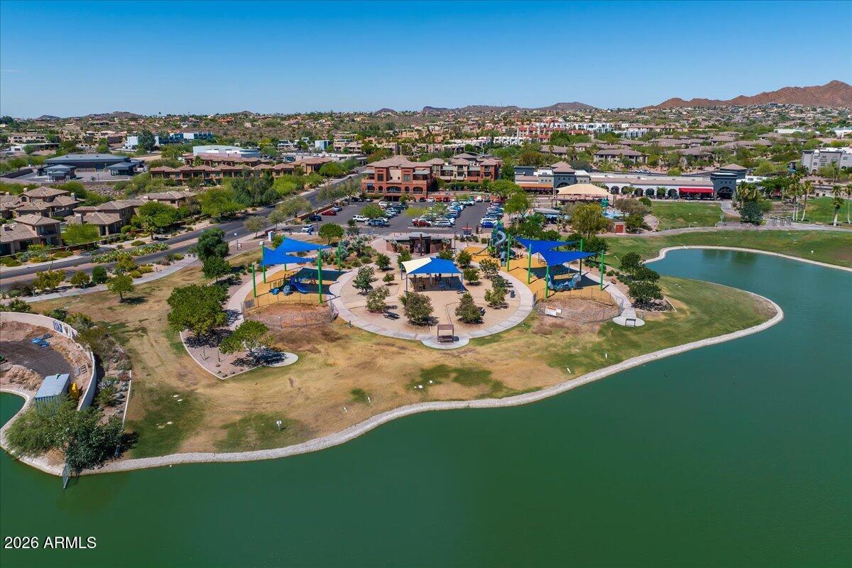 12446 N VIA LA PLAYA Drive
