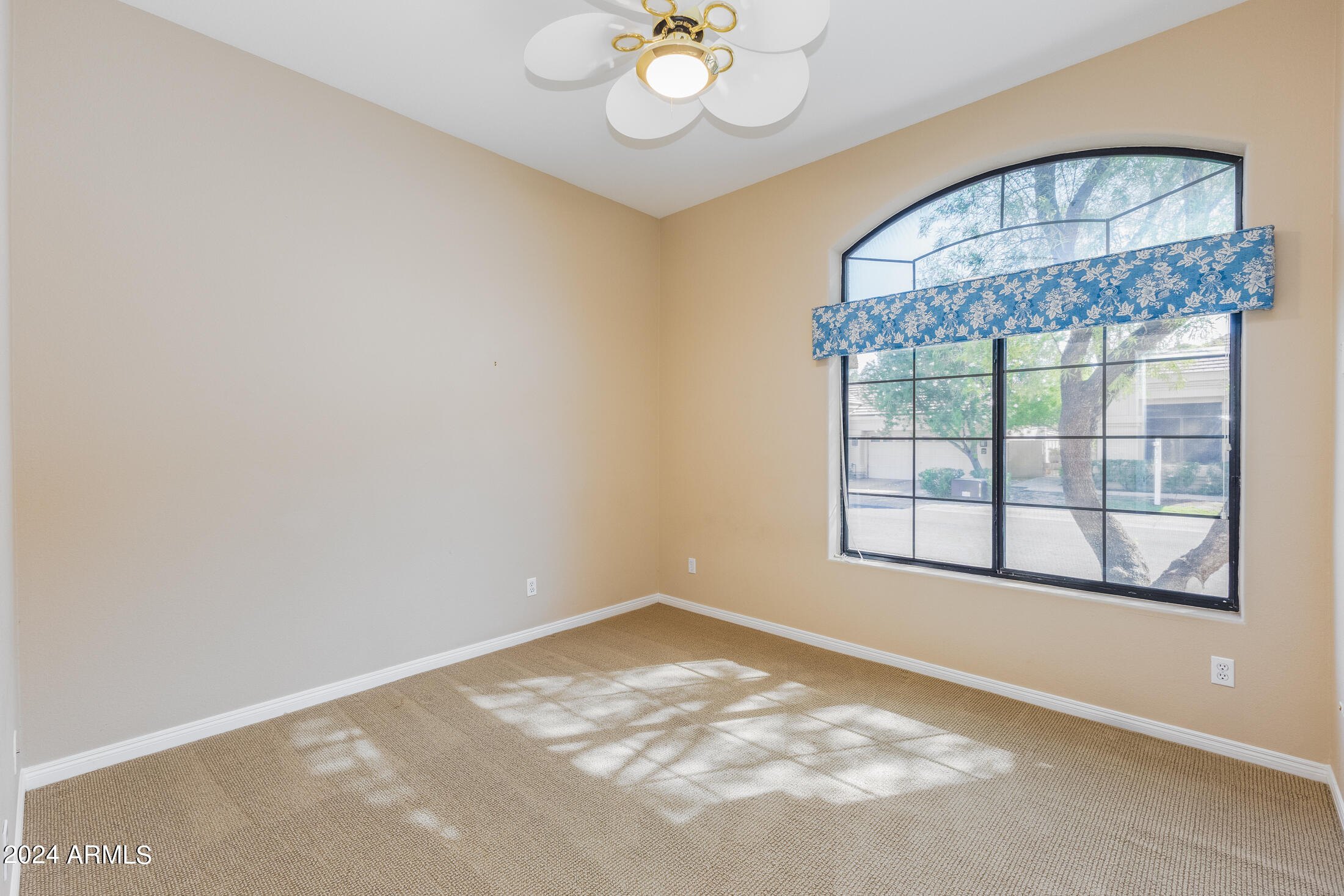 7525 E GAINEY RANCH Road 188