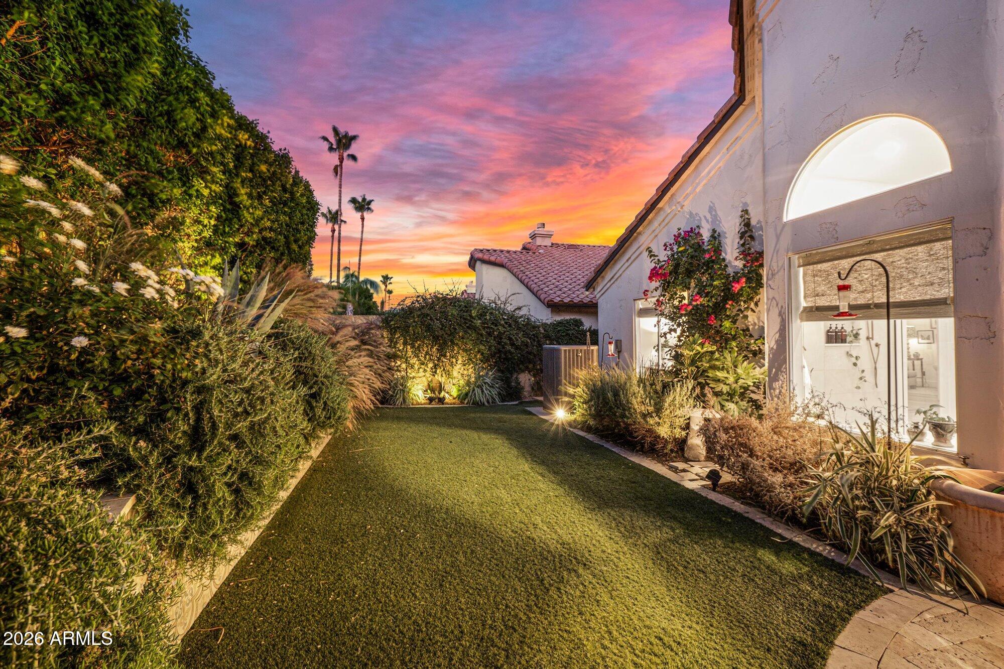 9444 E VOLTAIRE Drive