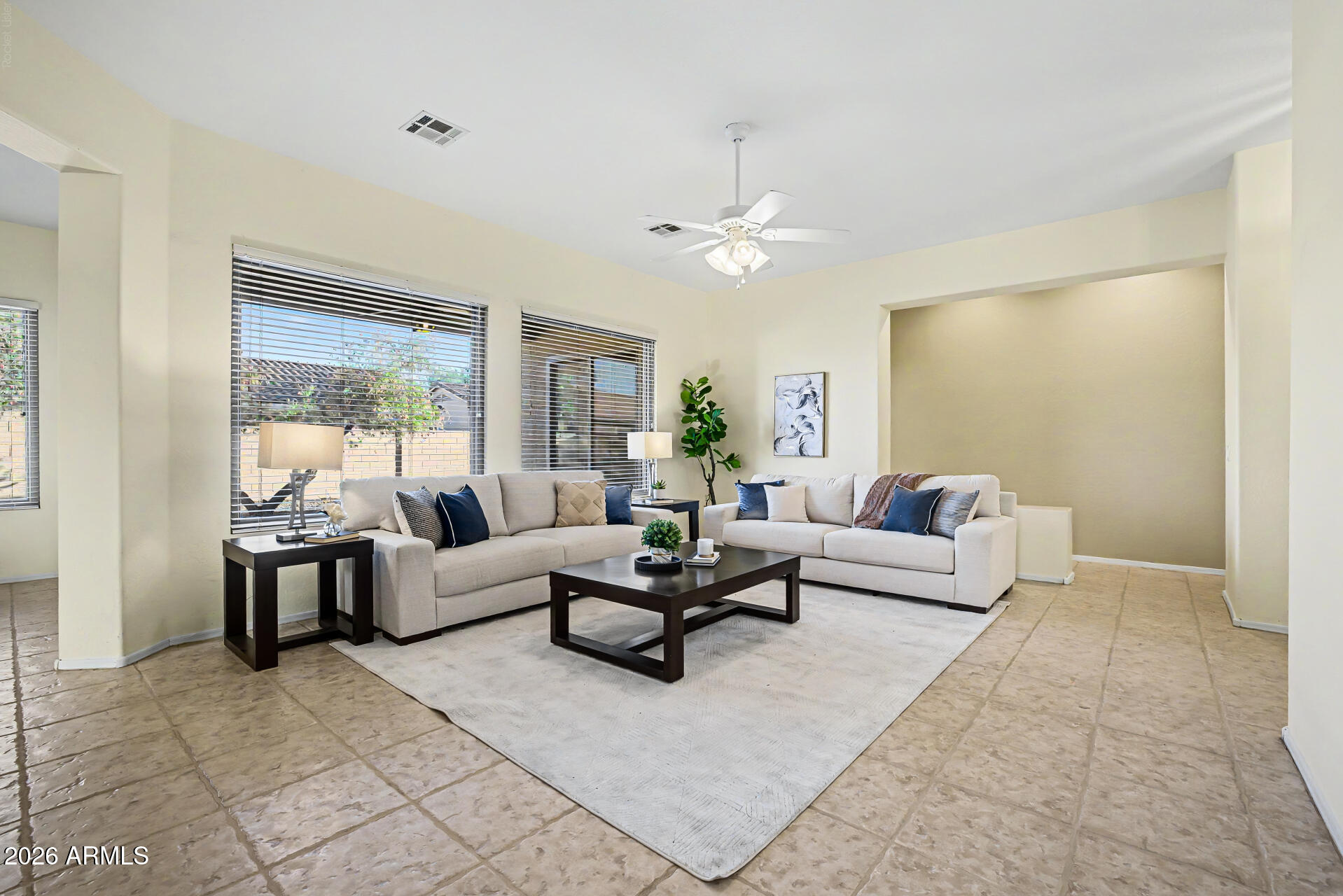 5173 W MURIEL Drive
