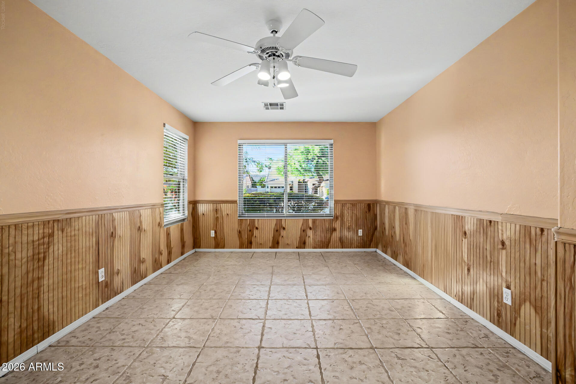5173 W MURIEL Drive