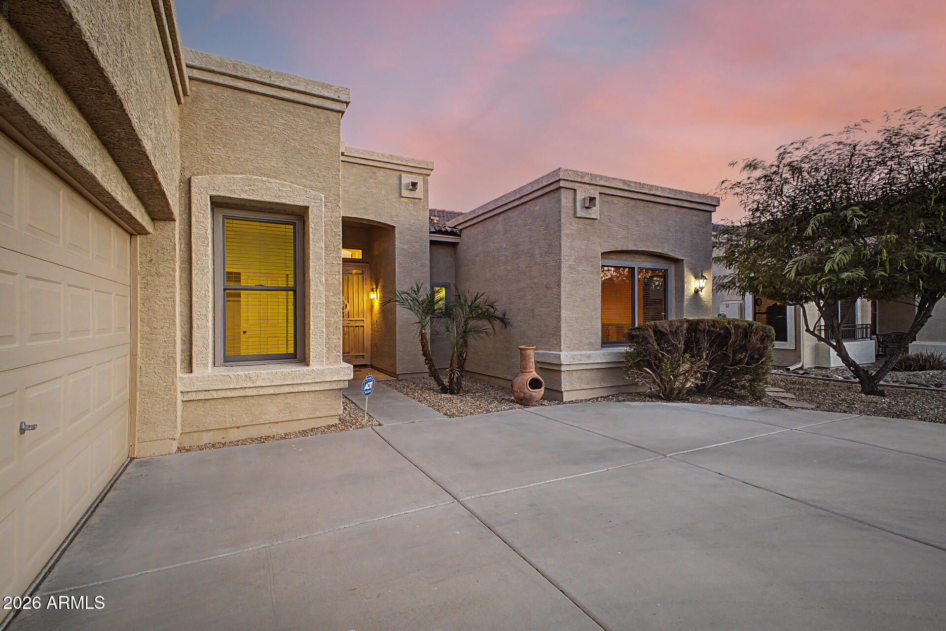 5173 W MURIEL Drive