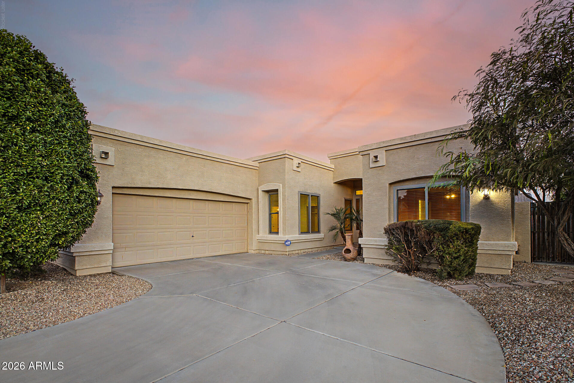 5173 W MURIEL Drive