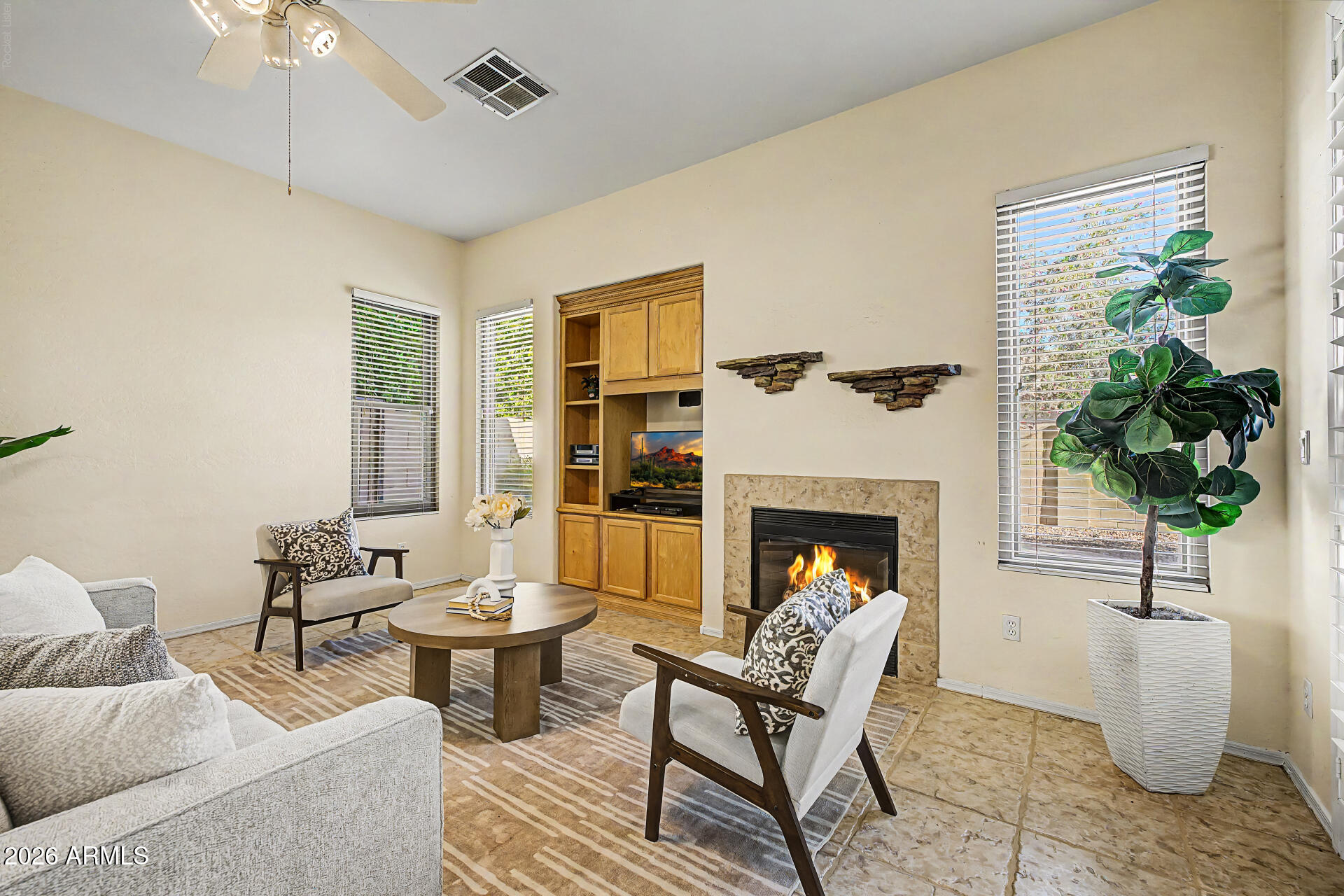 5173 W MURIEL Drive