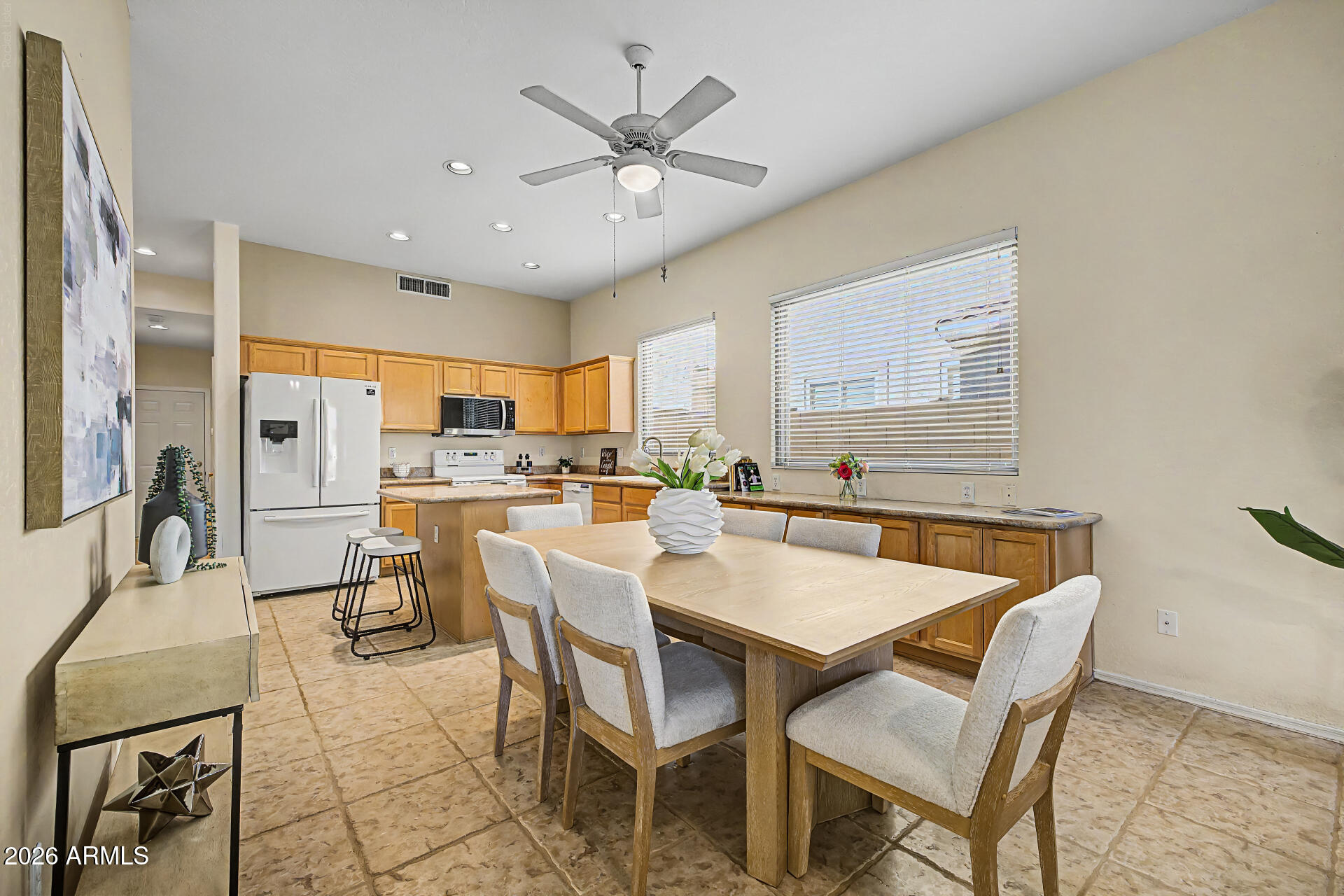 5173 W MURIEL Drive