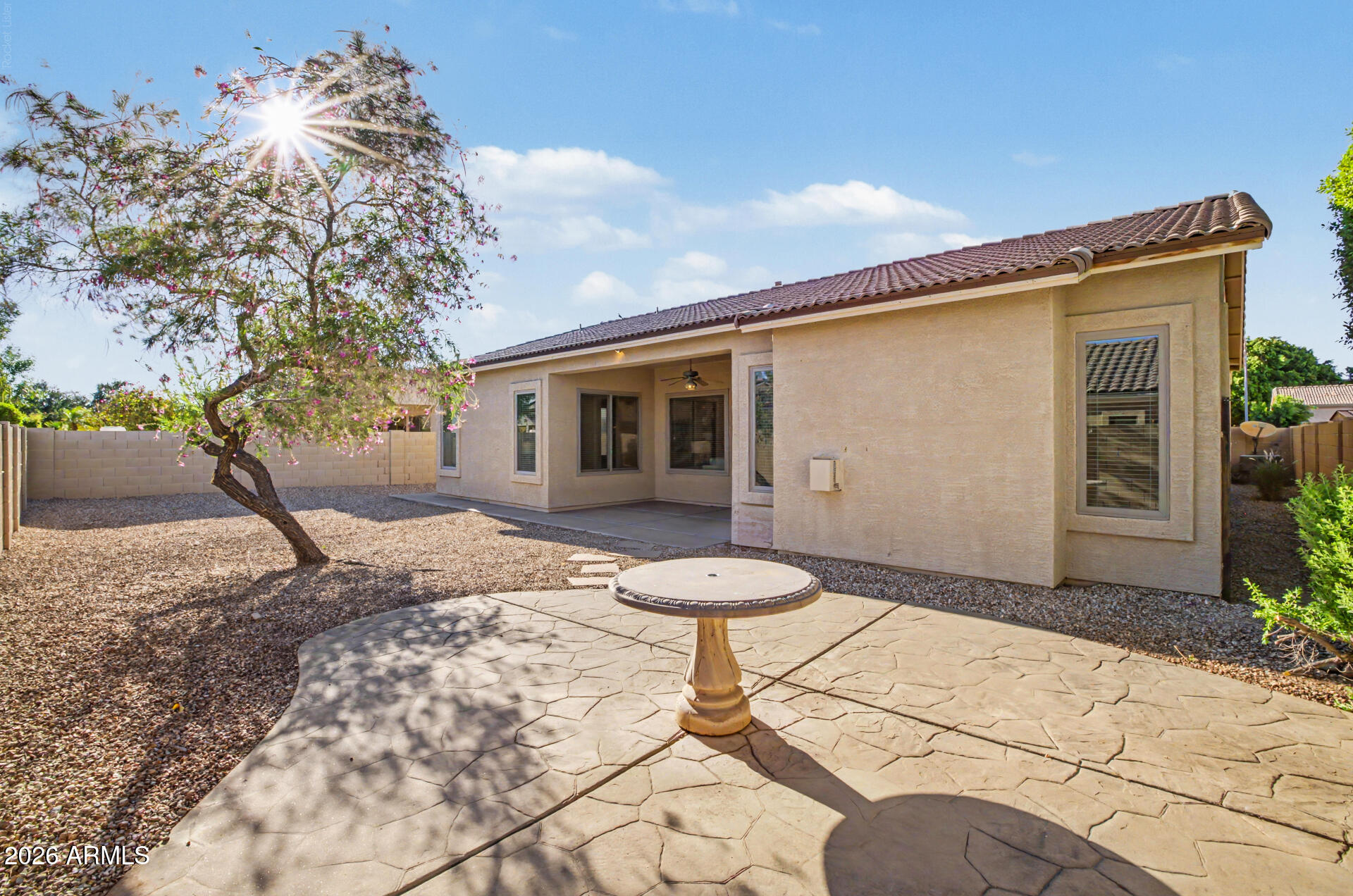 5173 W MURIEL Drive
