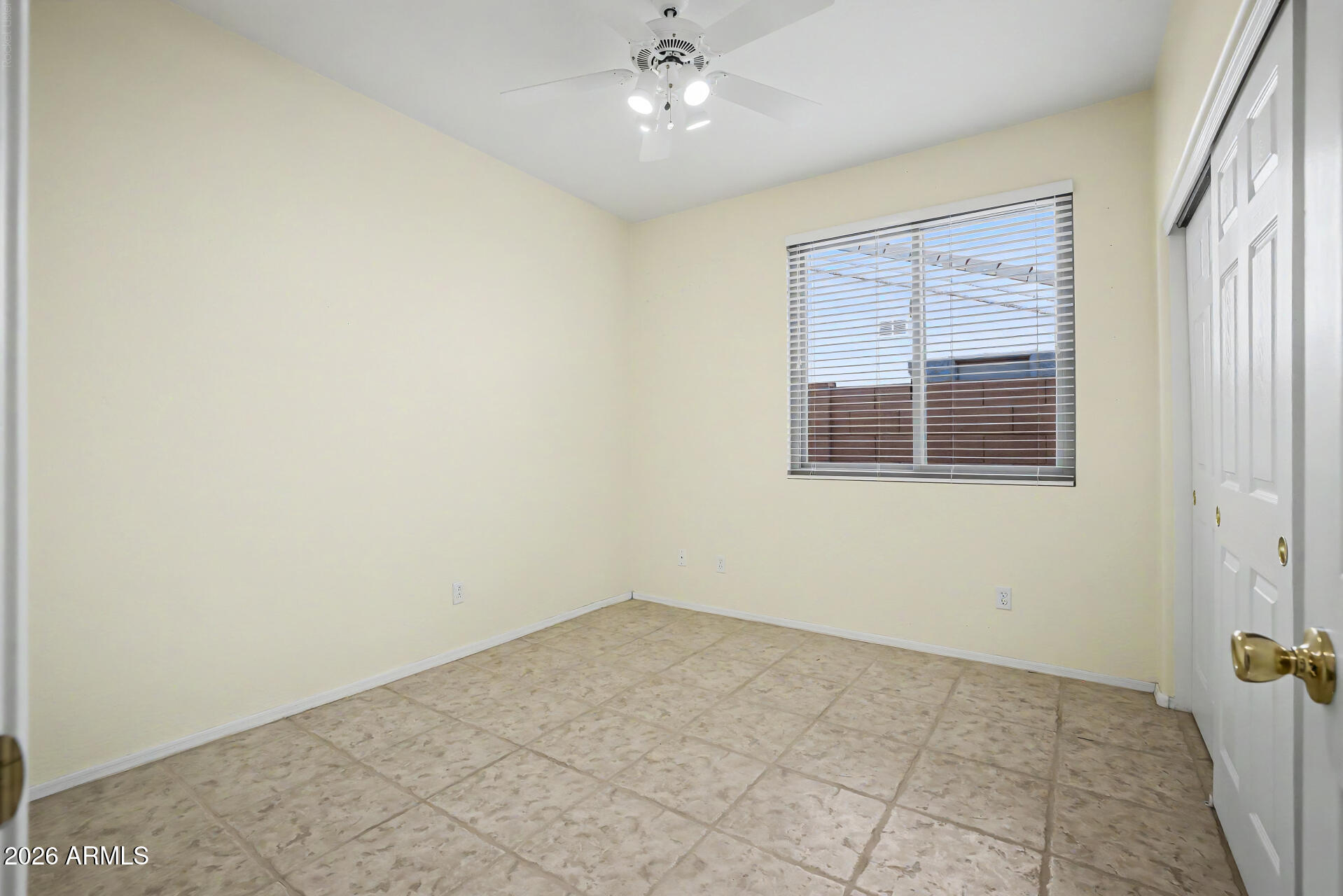 5173 W MURIEL Drive
