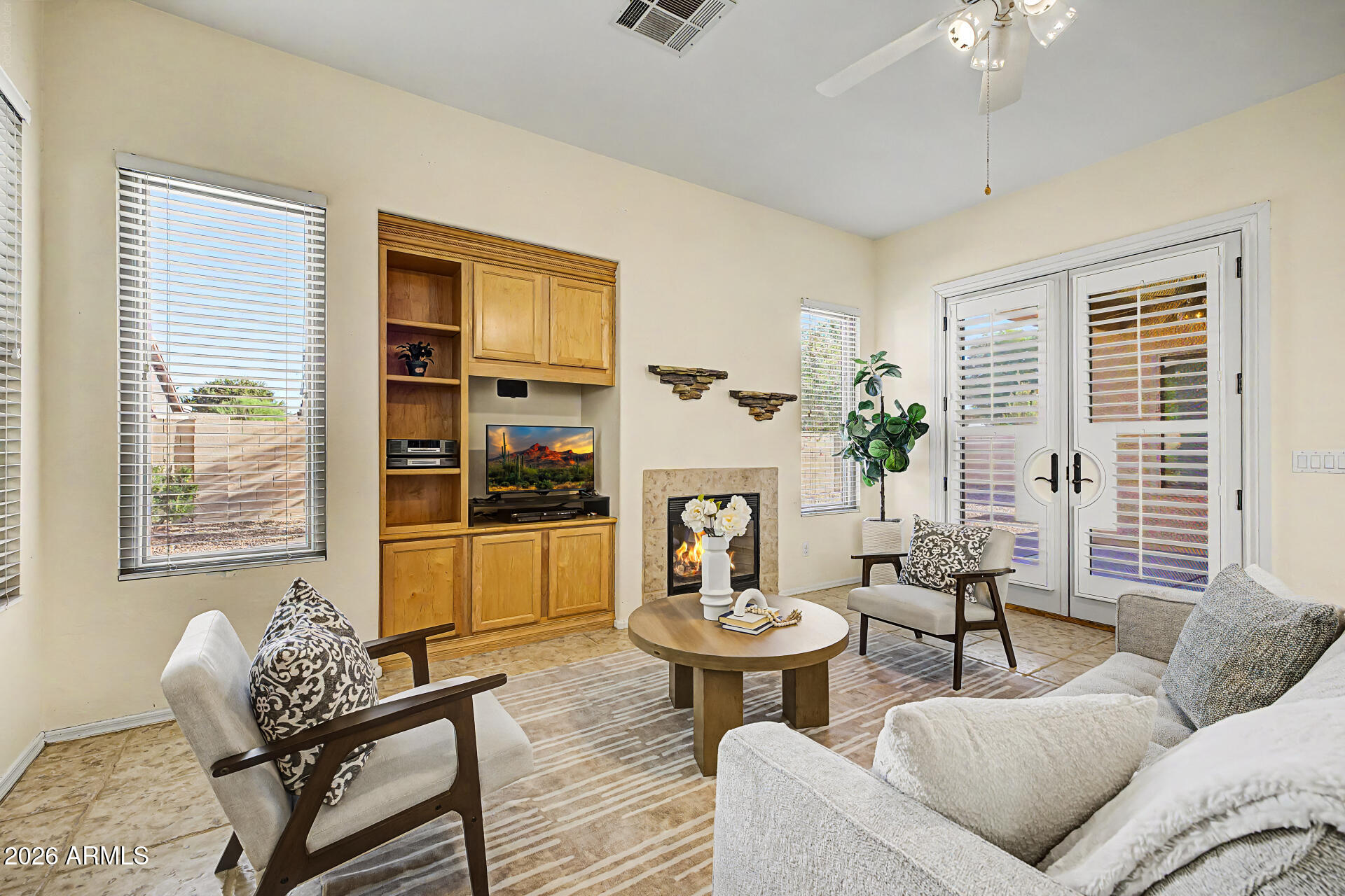 5173 W MURIEL Drive