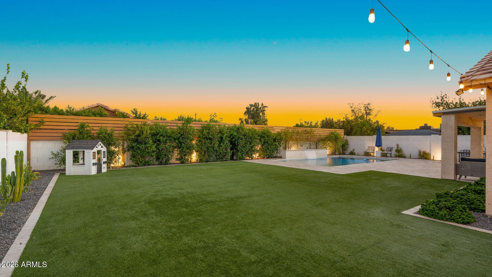 4049 E VISTA Drive