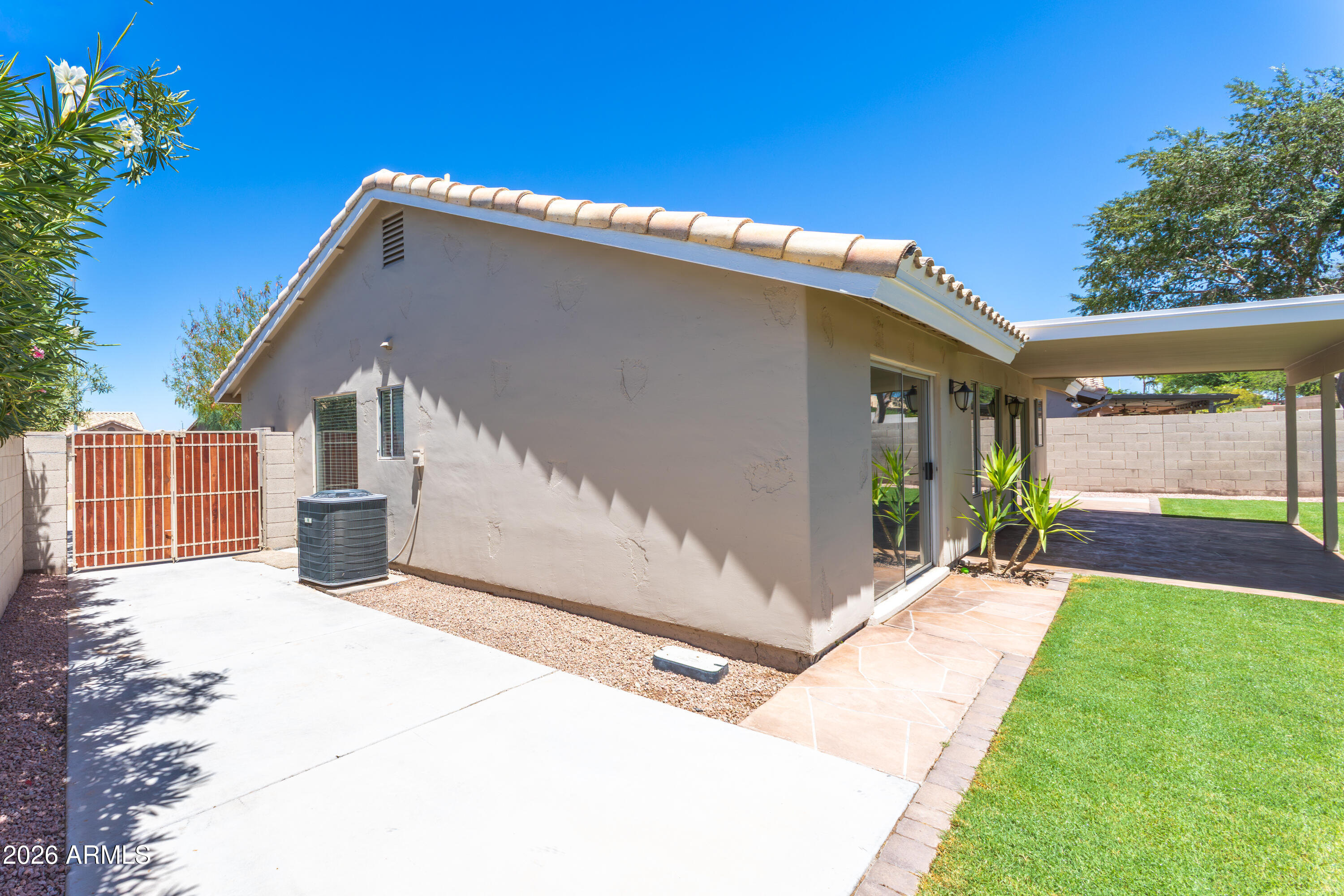 3535 N RAMADA