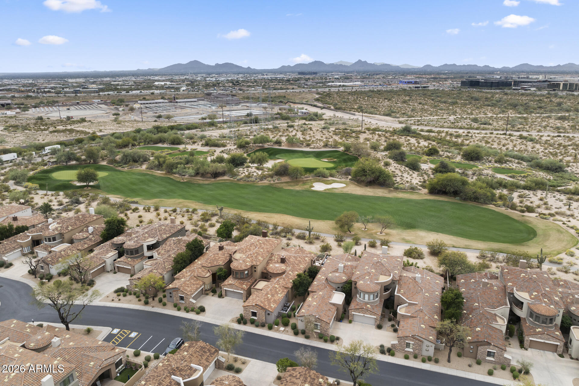 19550 N GRAYHAWK Drive 1086