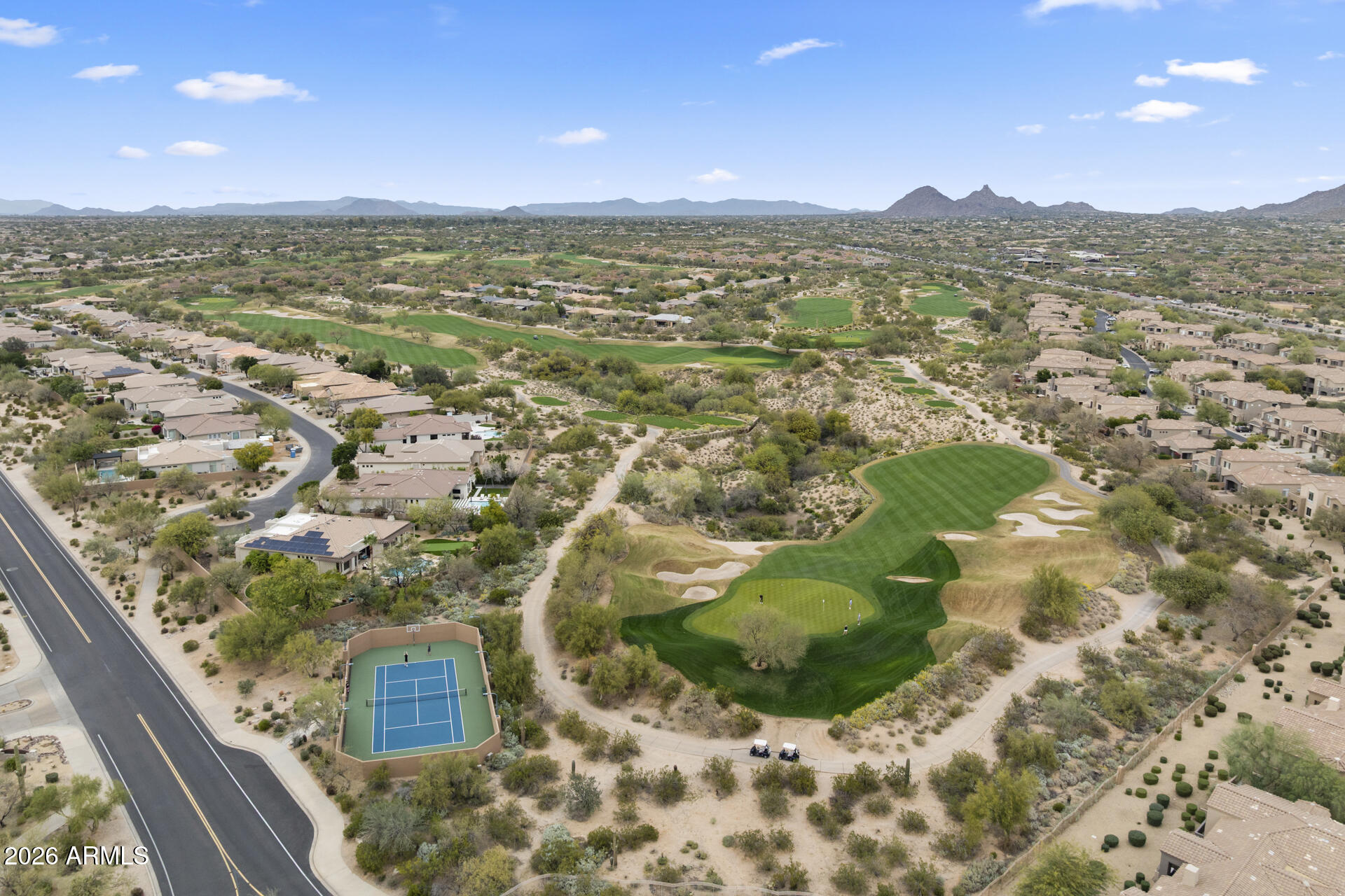 19550 N GRAYHAWK Drive 1086