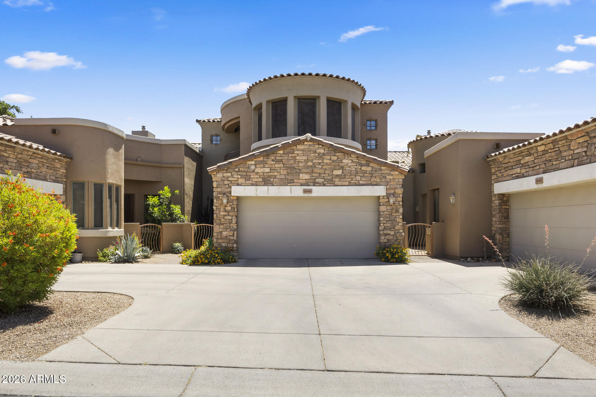 19550 N GRAYHAWK Drive 1086