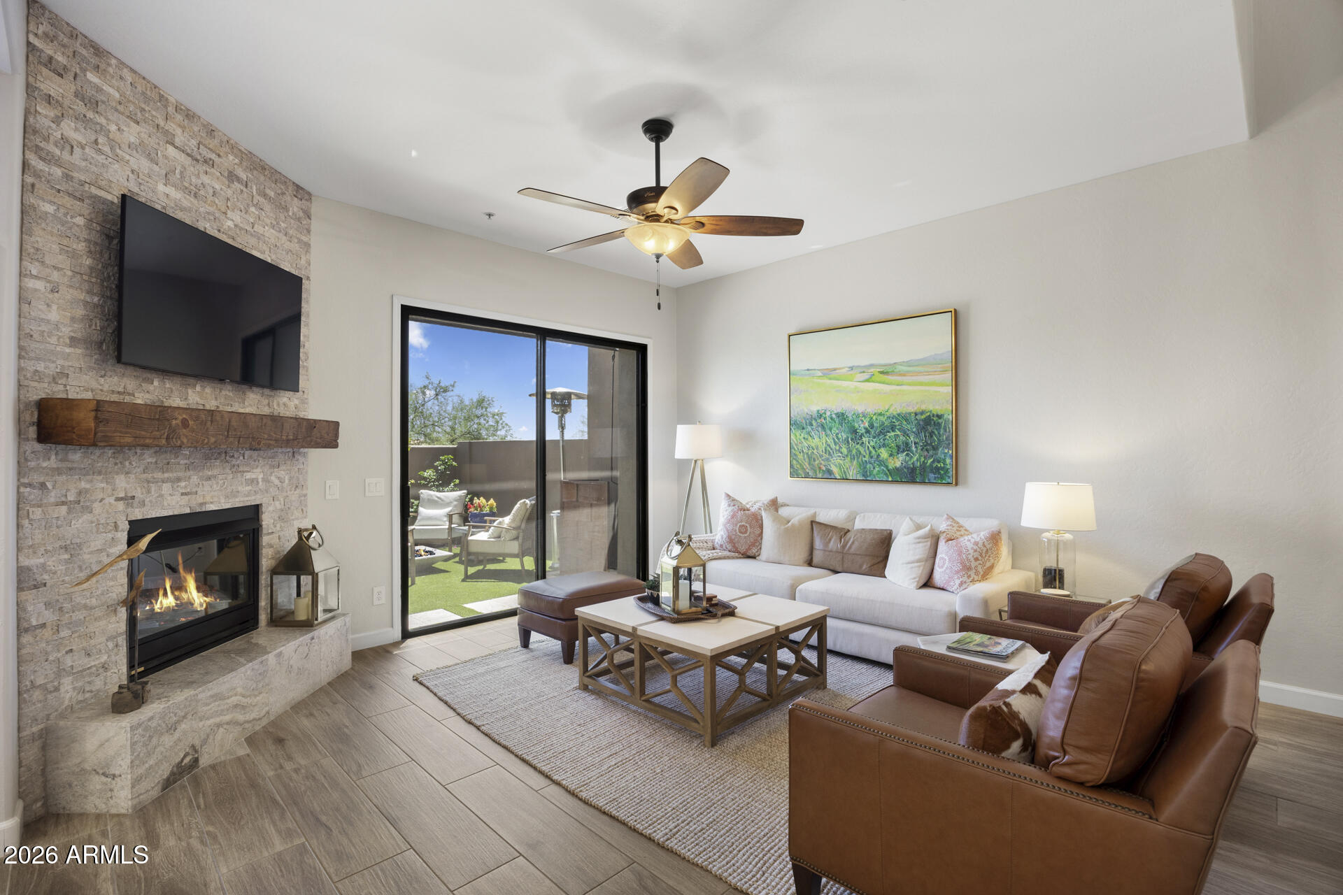19550 N GRAYHAWK Drive 1086