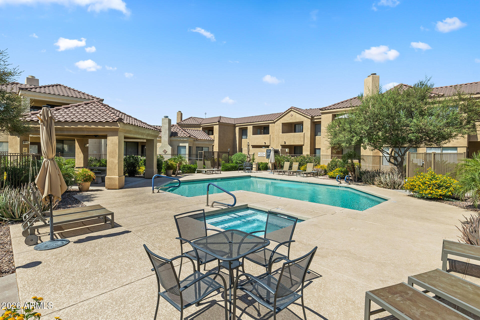 7575 E INDIAN BEND Road 2076