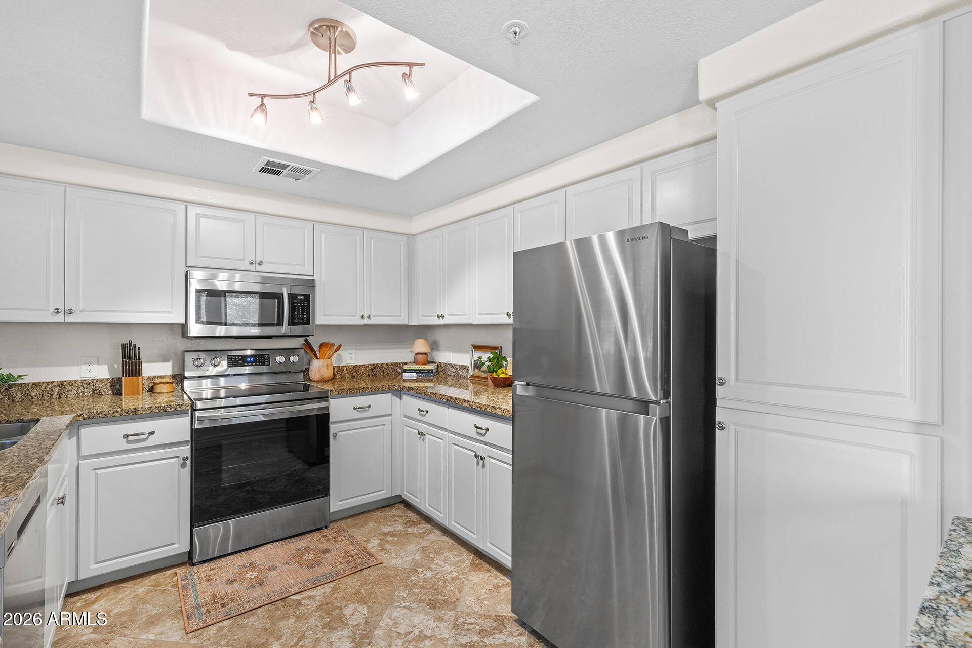 7575 E INDIAN BEND Road 2076